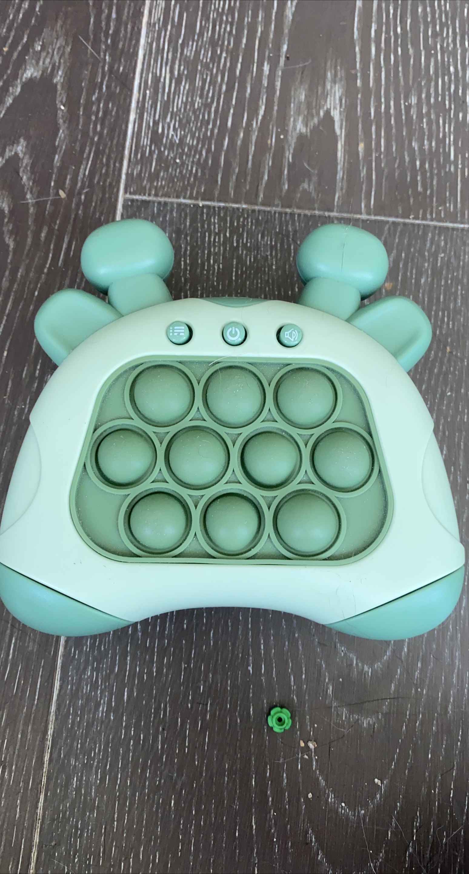 Green Pop It Game Console Toy thumbnail