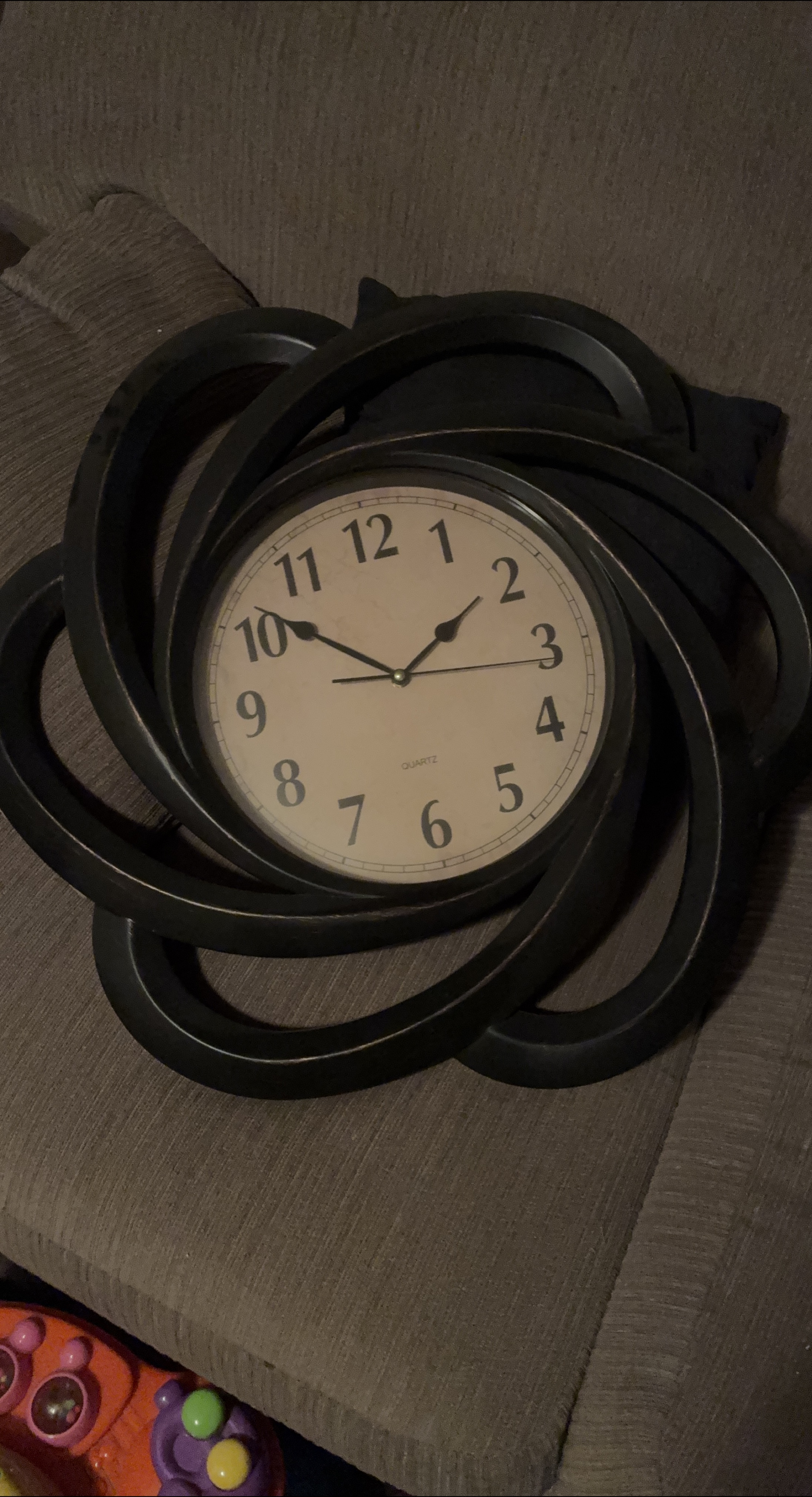 Decorative Quartz Wall Clock thumbnail