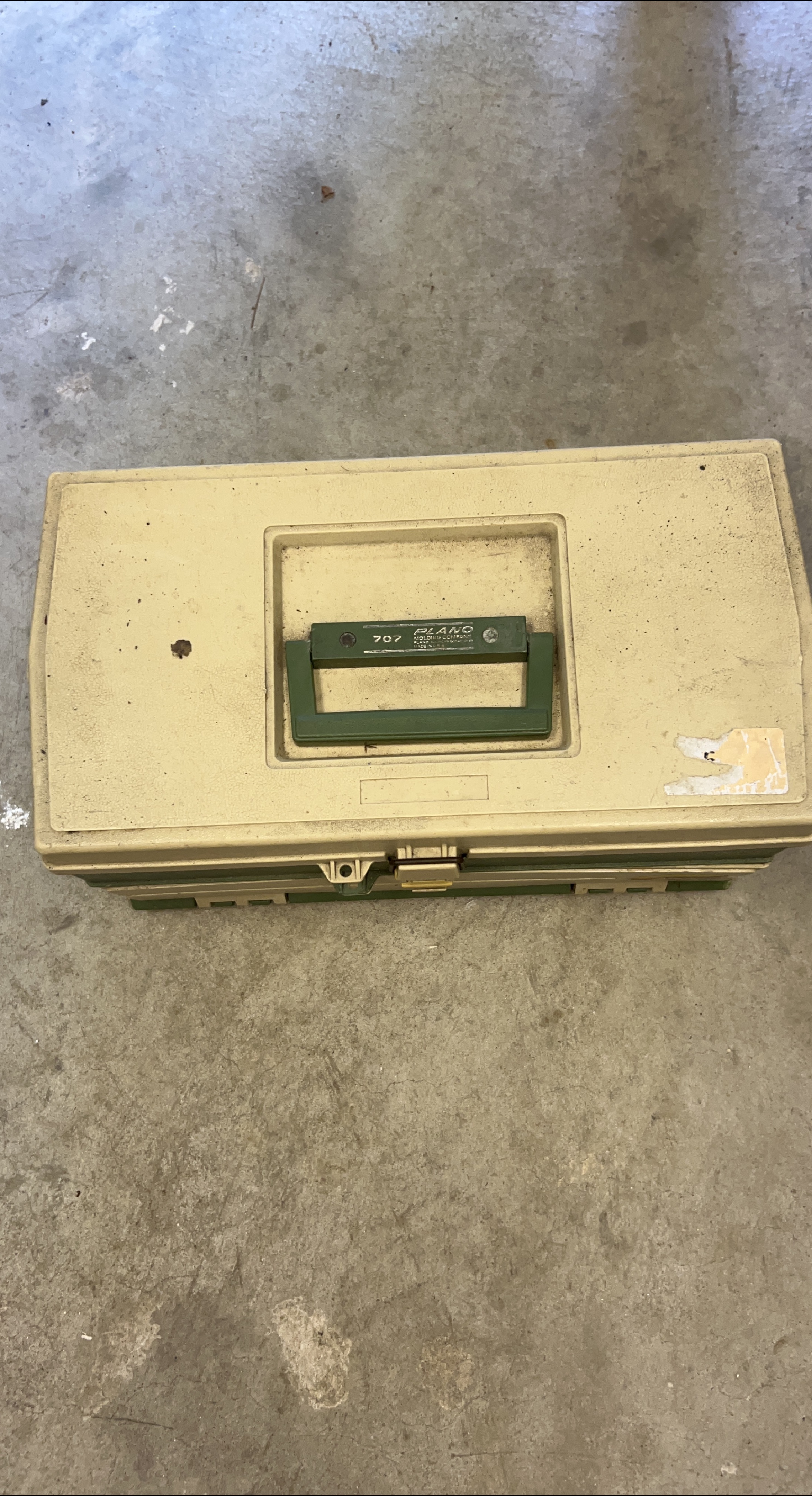 Plano 707 Fishing Tackle Box - Green & Beige thumbnail