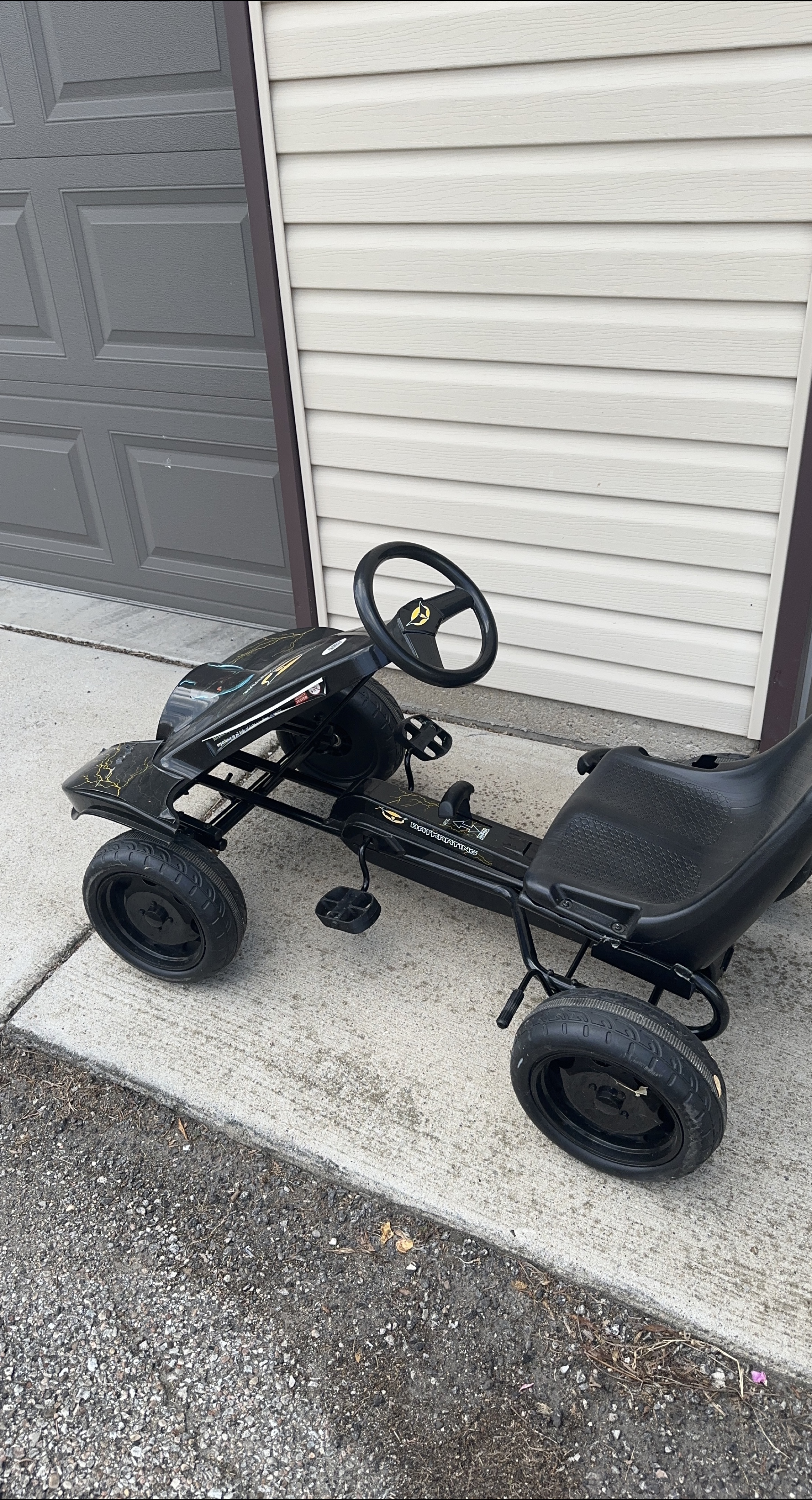 Batkarting Pedal Go Kart - Black thumbnail