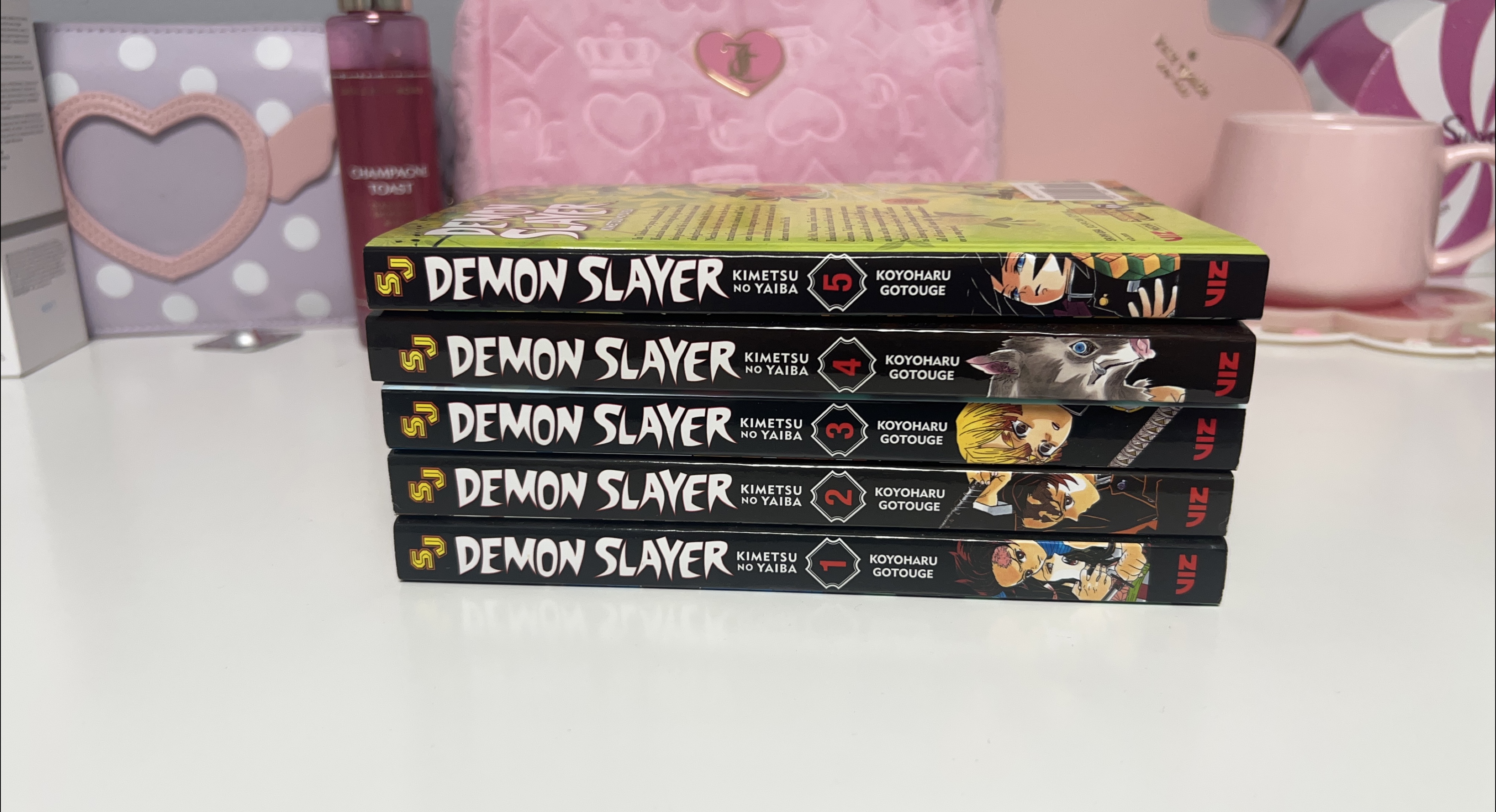 Demon Slayer Manga Volumes 1-5 thumbnail
