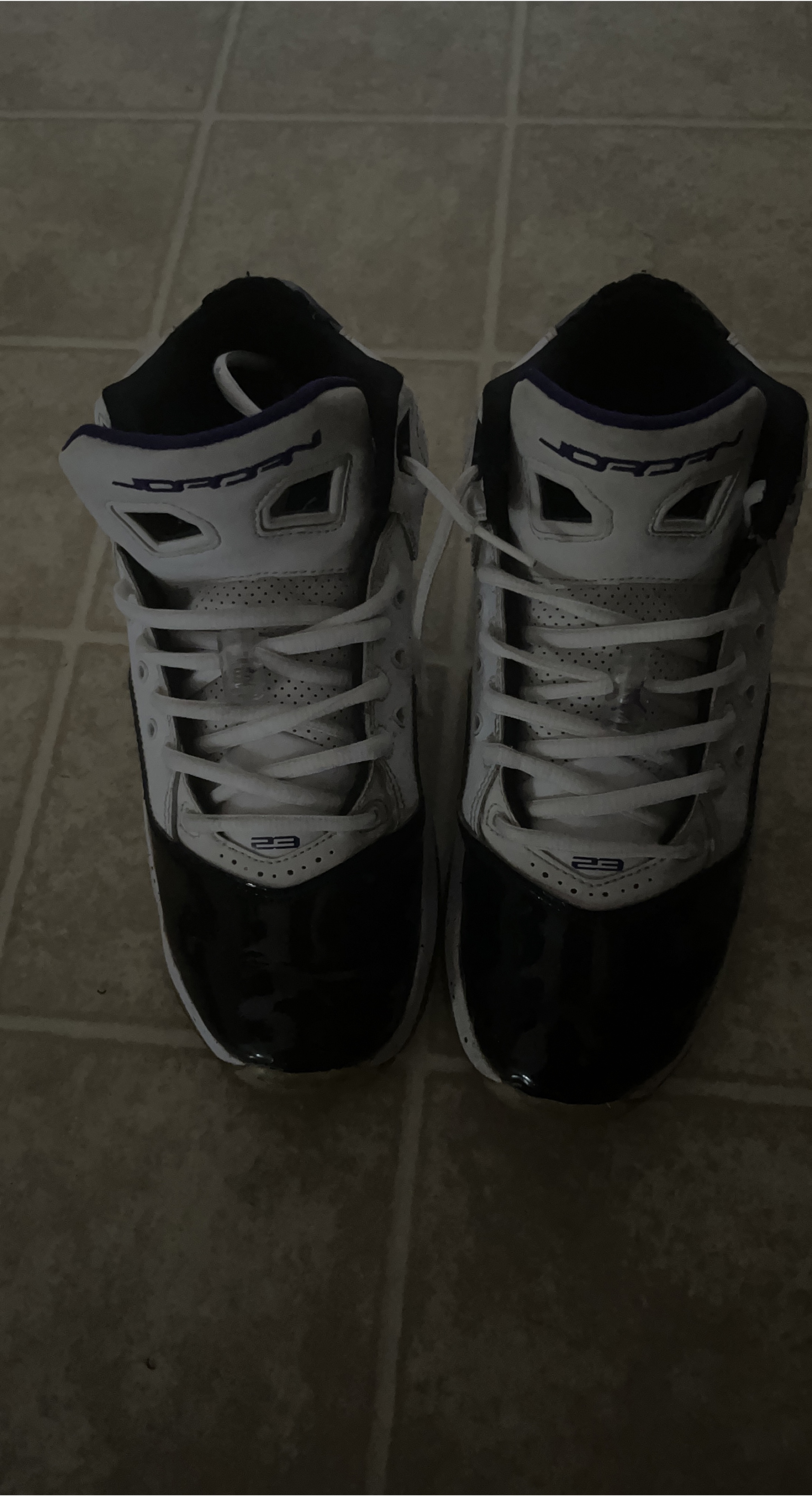 Jordan Basketball Shoes thumbnail