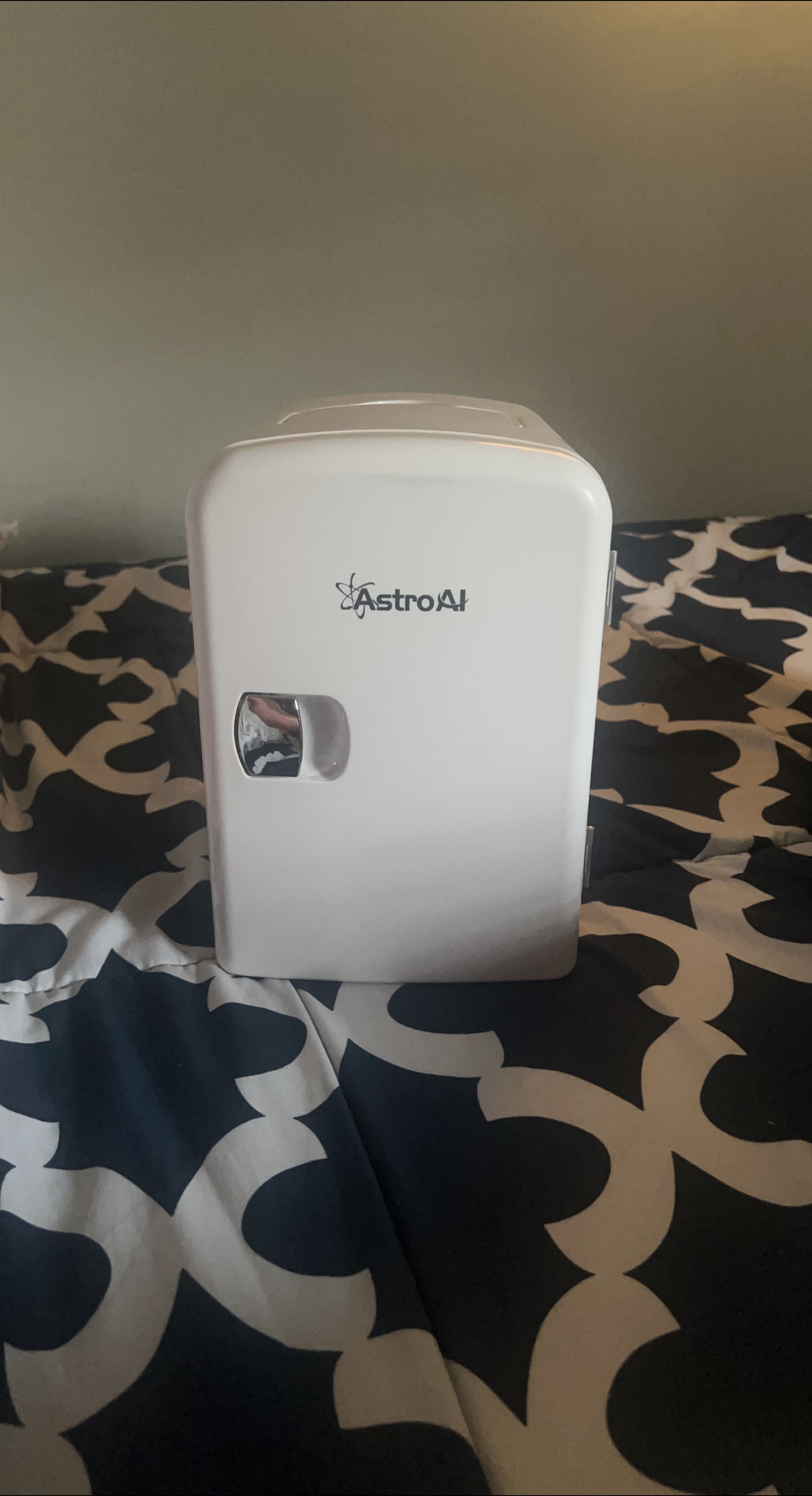 AstroAI Portable Mini Refrigerator - White