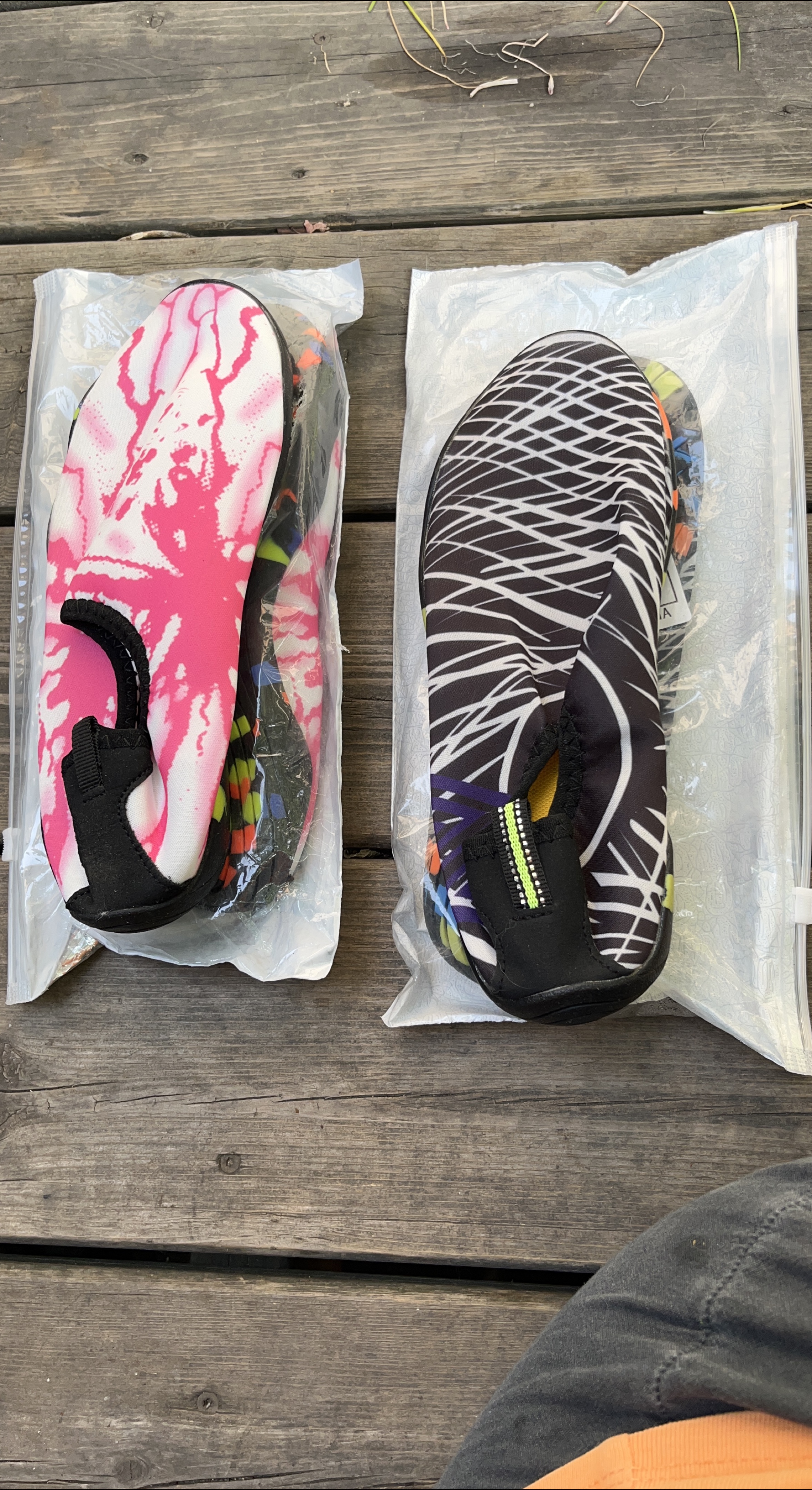 New Water Shoes - Pink & Black/White thumbnail