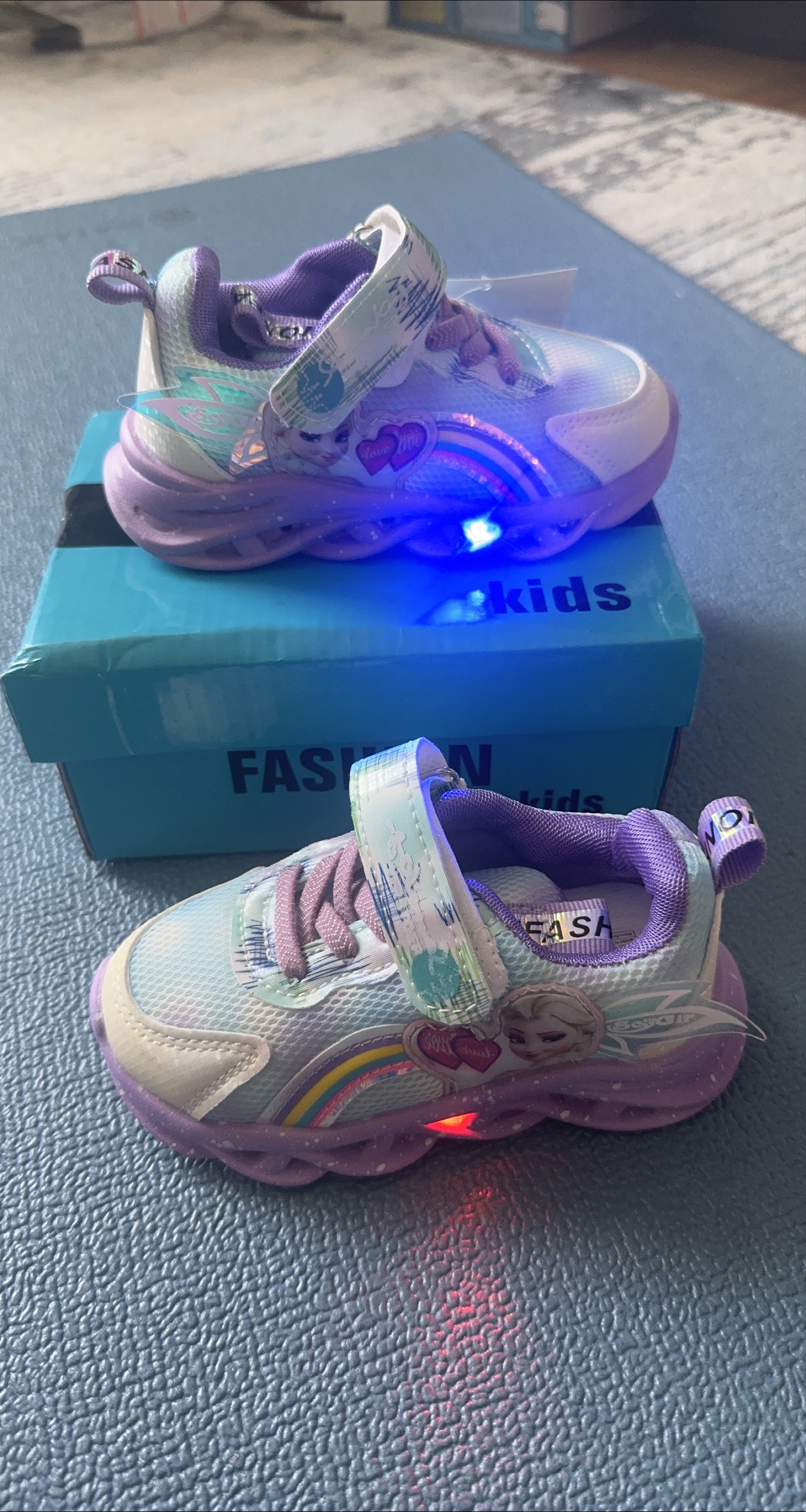 Kids Fashion Sneakers - Size 23 thumbnail