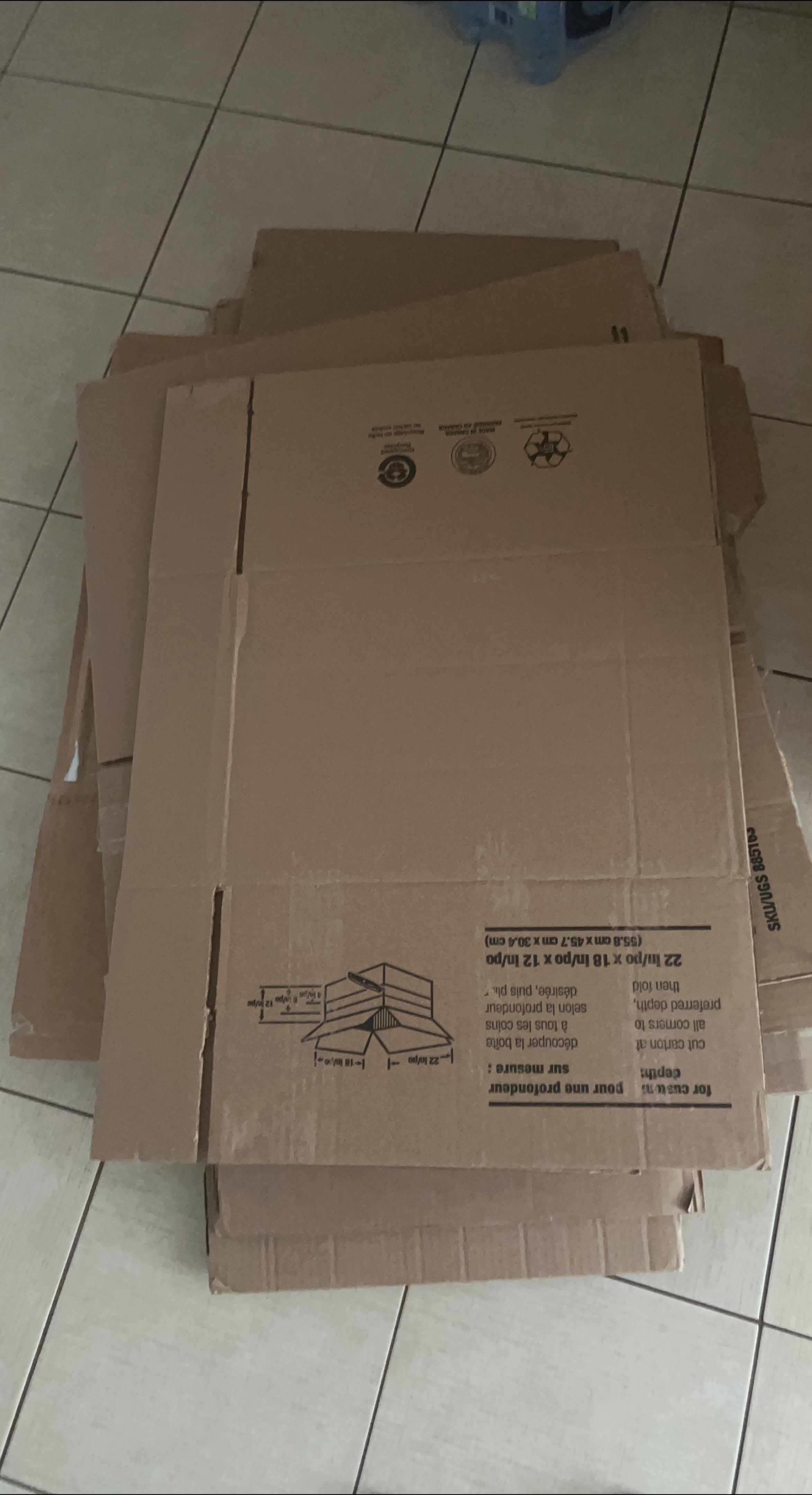 Cardboard Moving Boxes - 22x18x12 inches