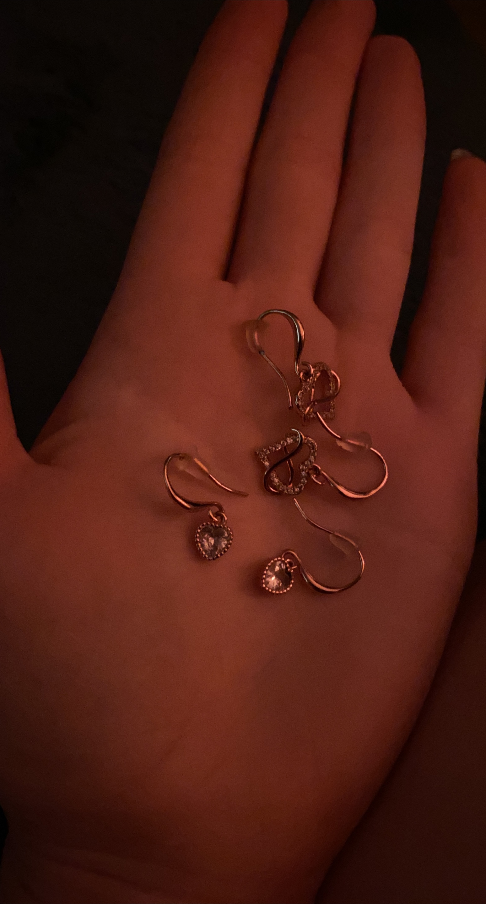 Earrings thumbnail