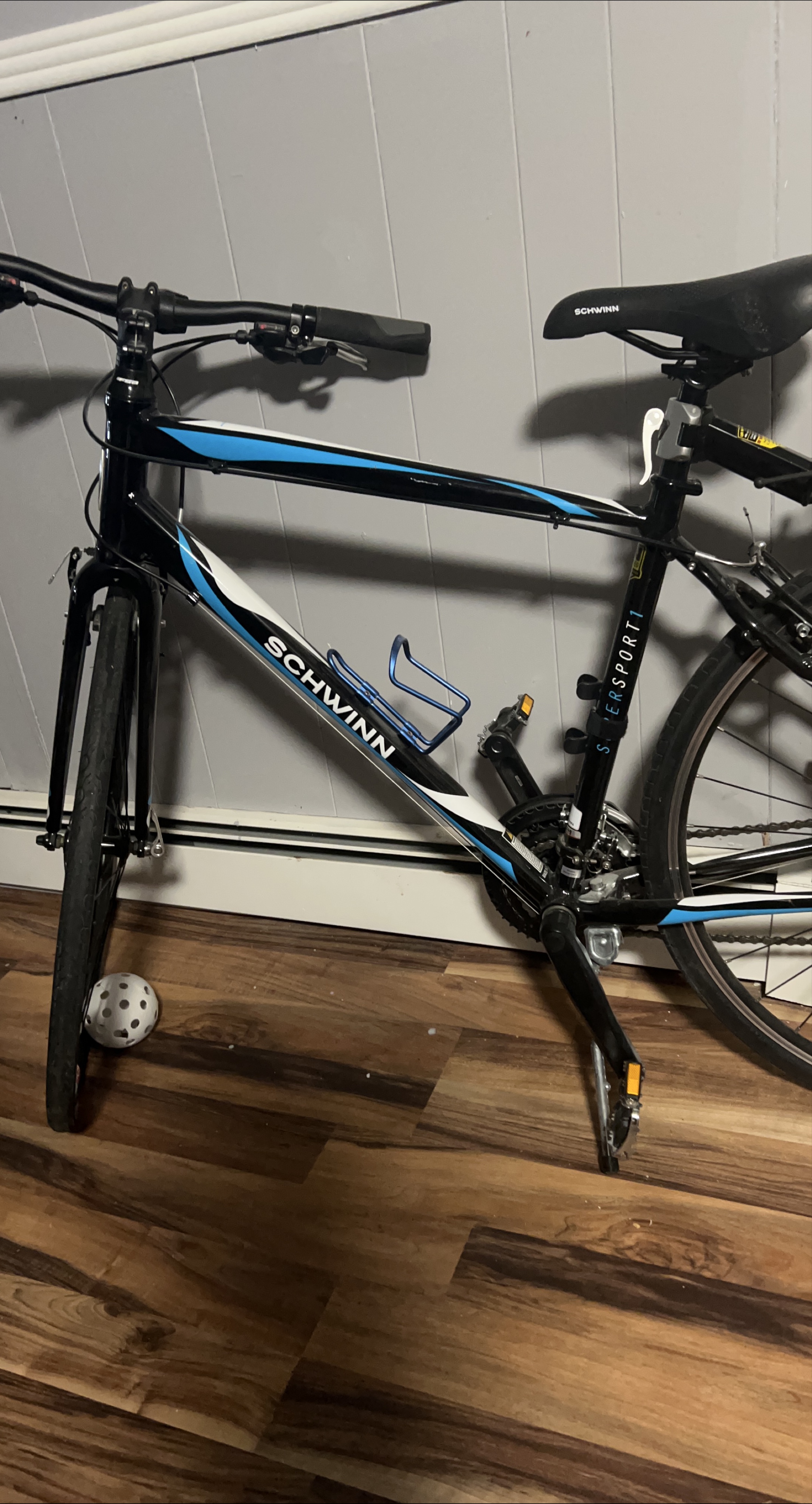 Schwinn Supersport 1 Road Bike thumbnail