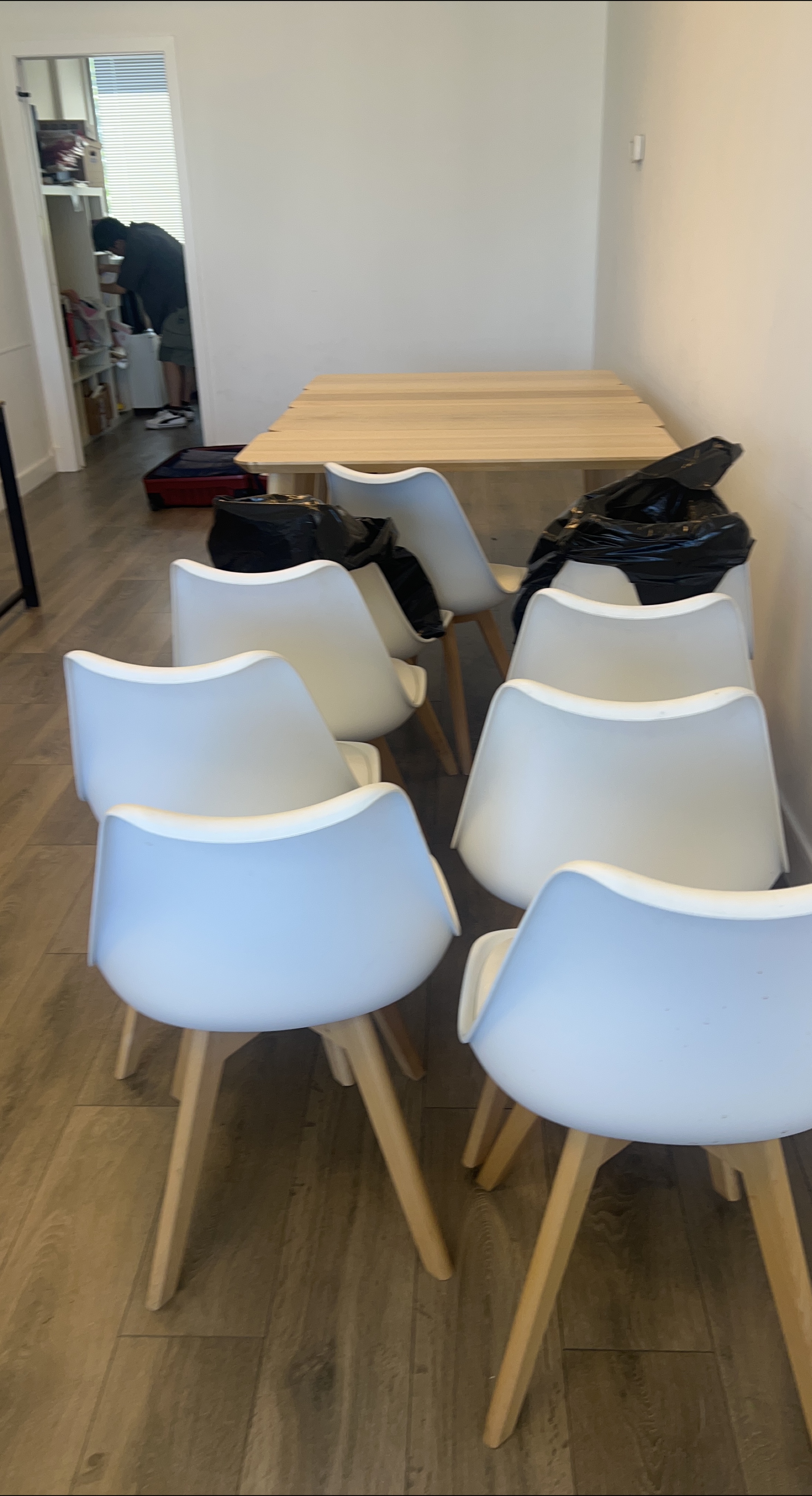 White Tulip Style Dining Chairs,9 chairs thumbnail