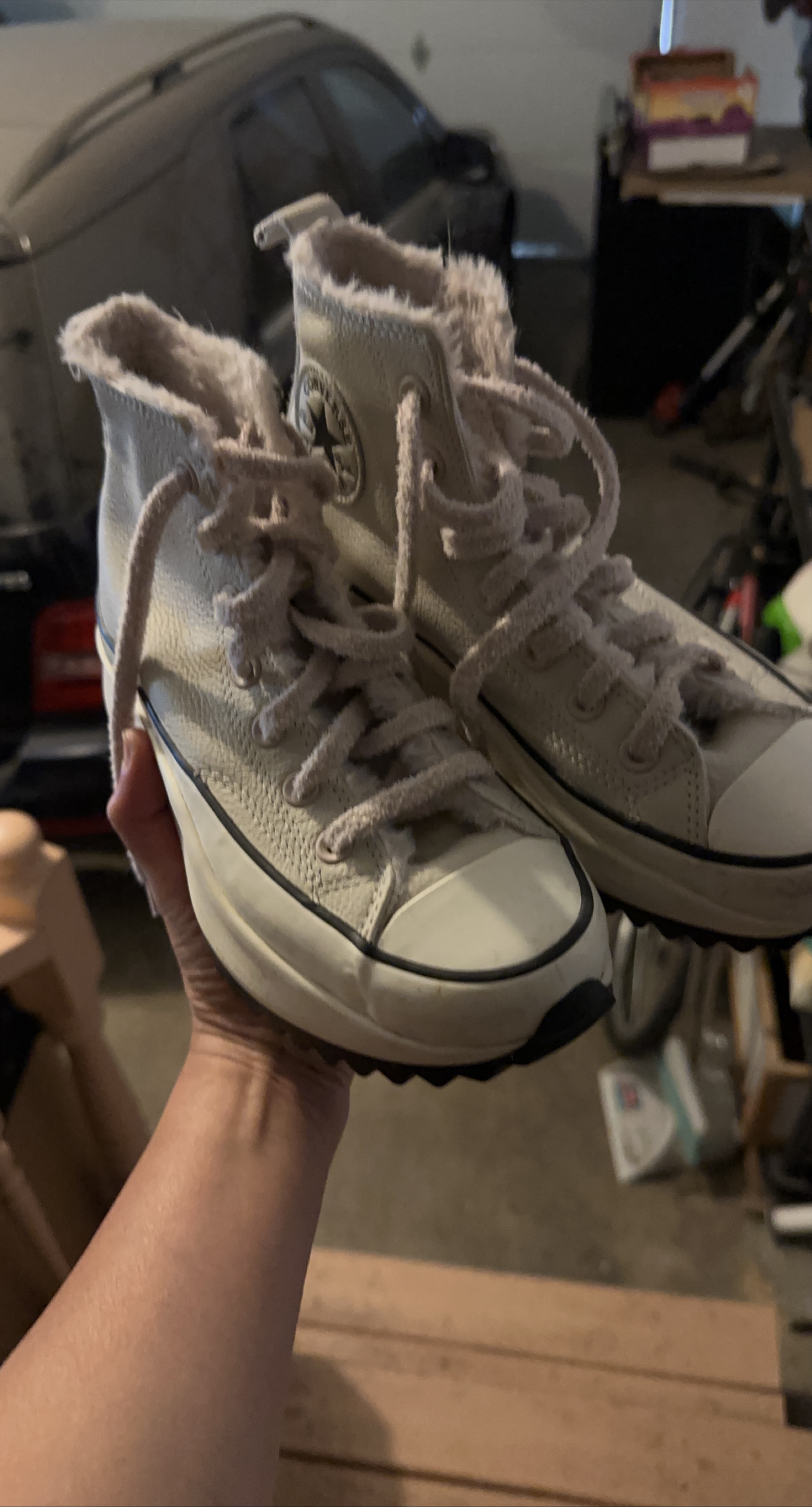 Converse Run Star Hike Faux Fur Lined High Top - Size 6.5 thumbnail
