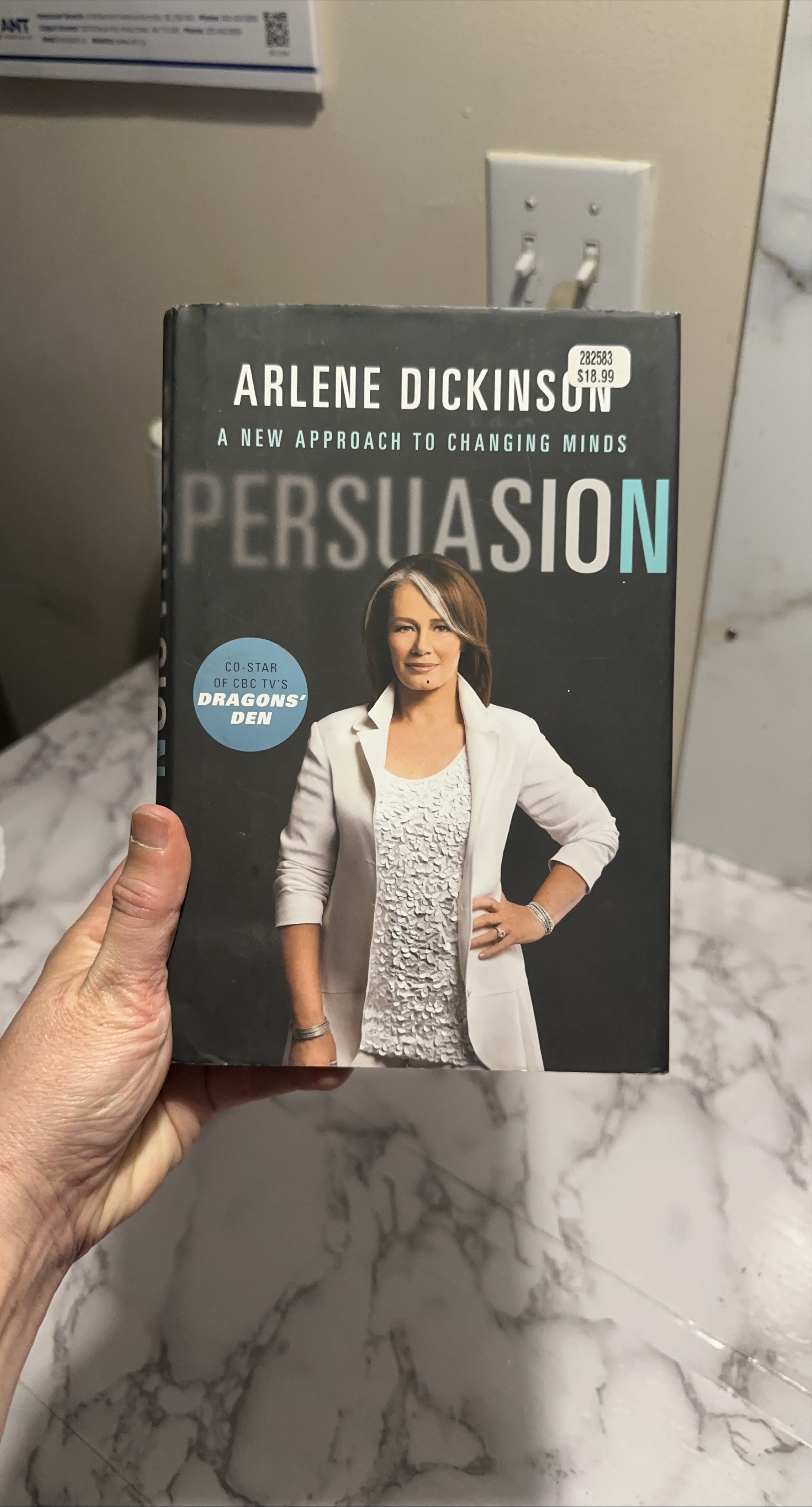 Arlene Dickinson - Persuasion Book thumbnail