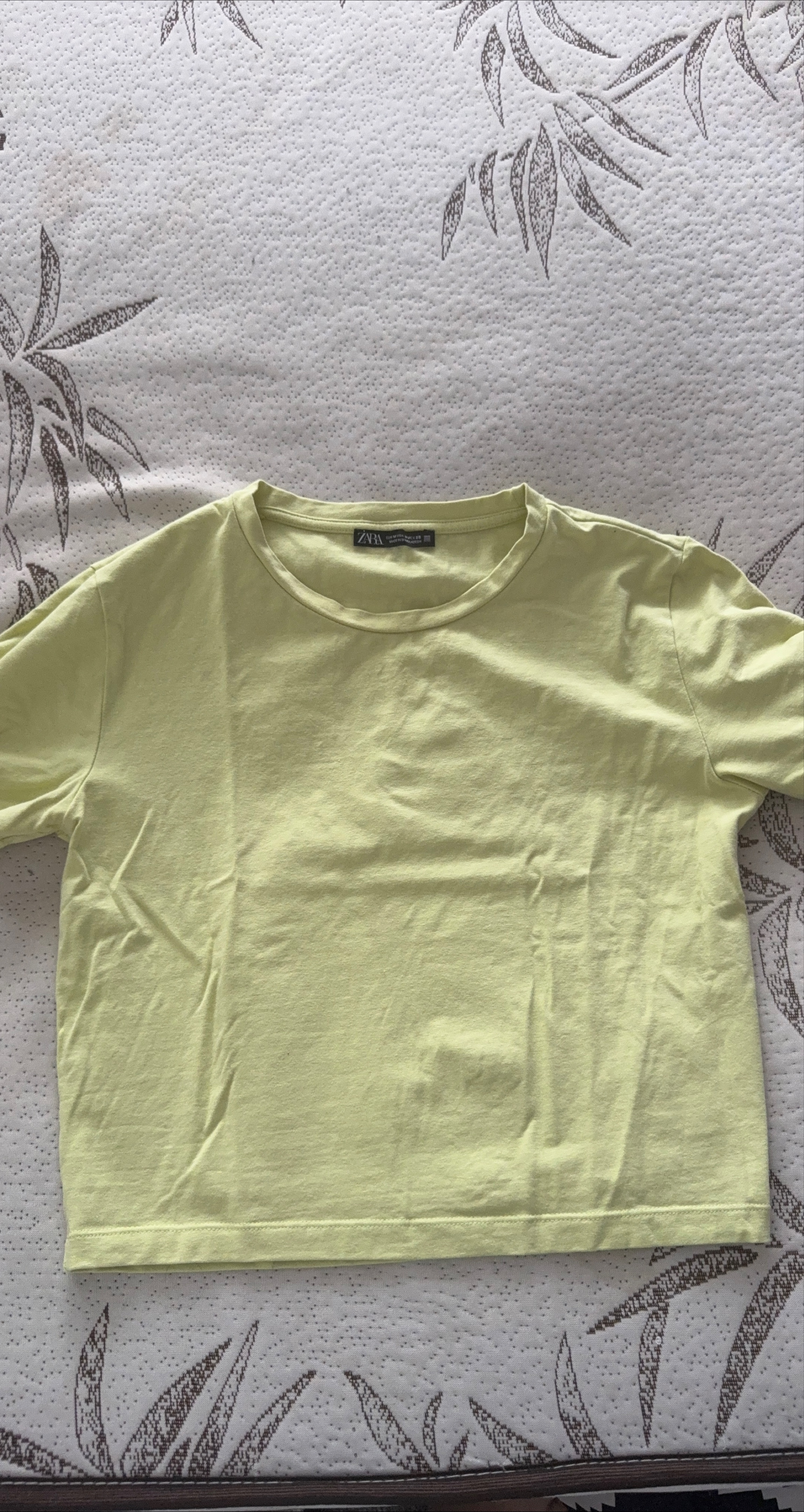 Zara Basic Light Green T-Shirt, Size EUR L thumbnail