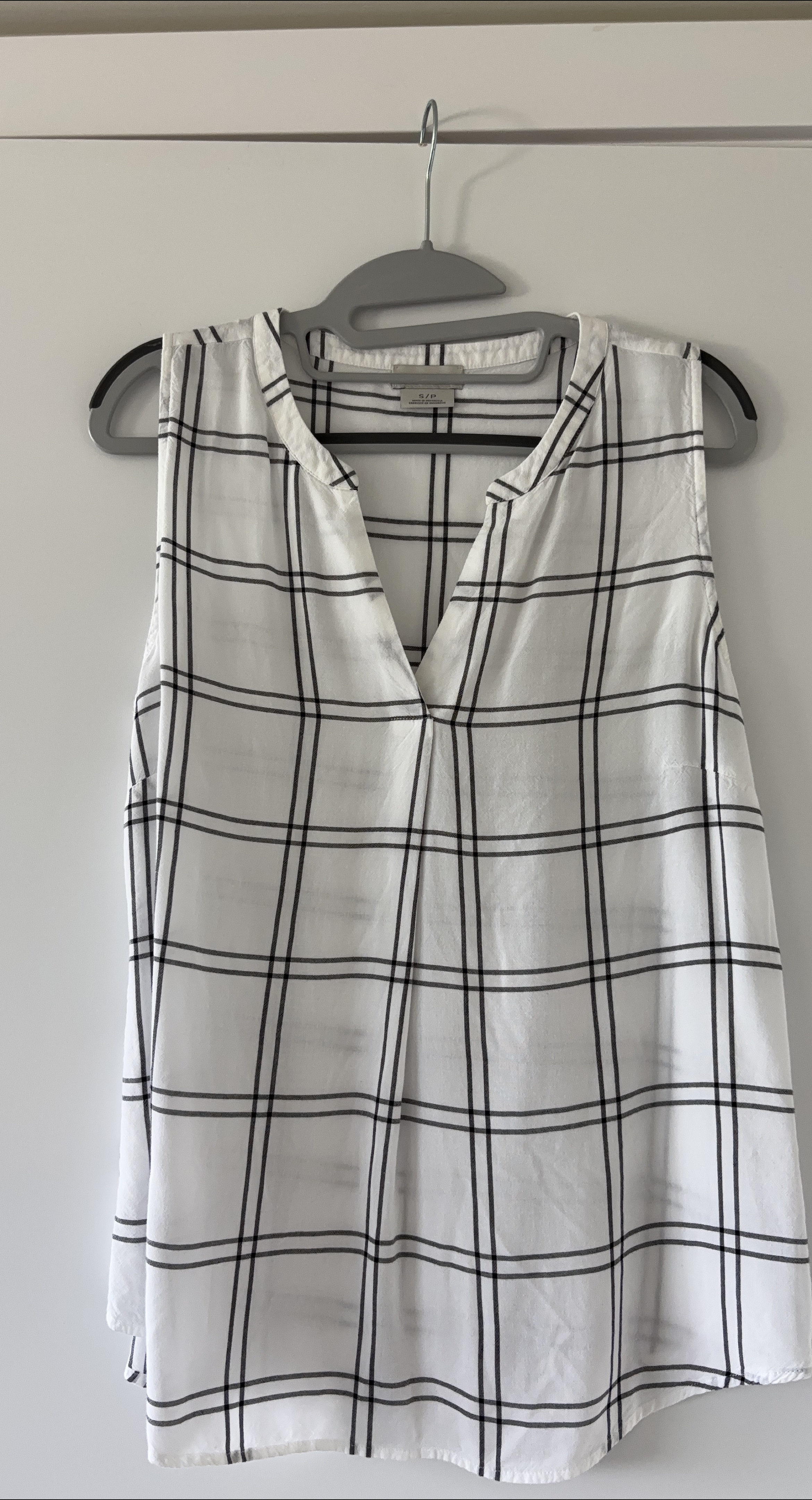 White Plaid Sleeveless Blouse - Size S thumbnail