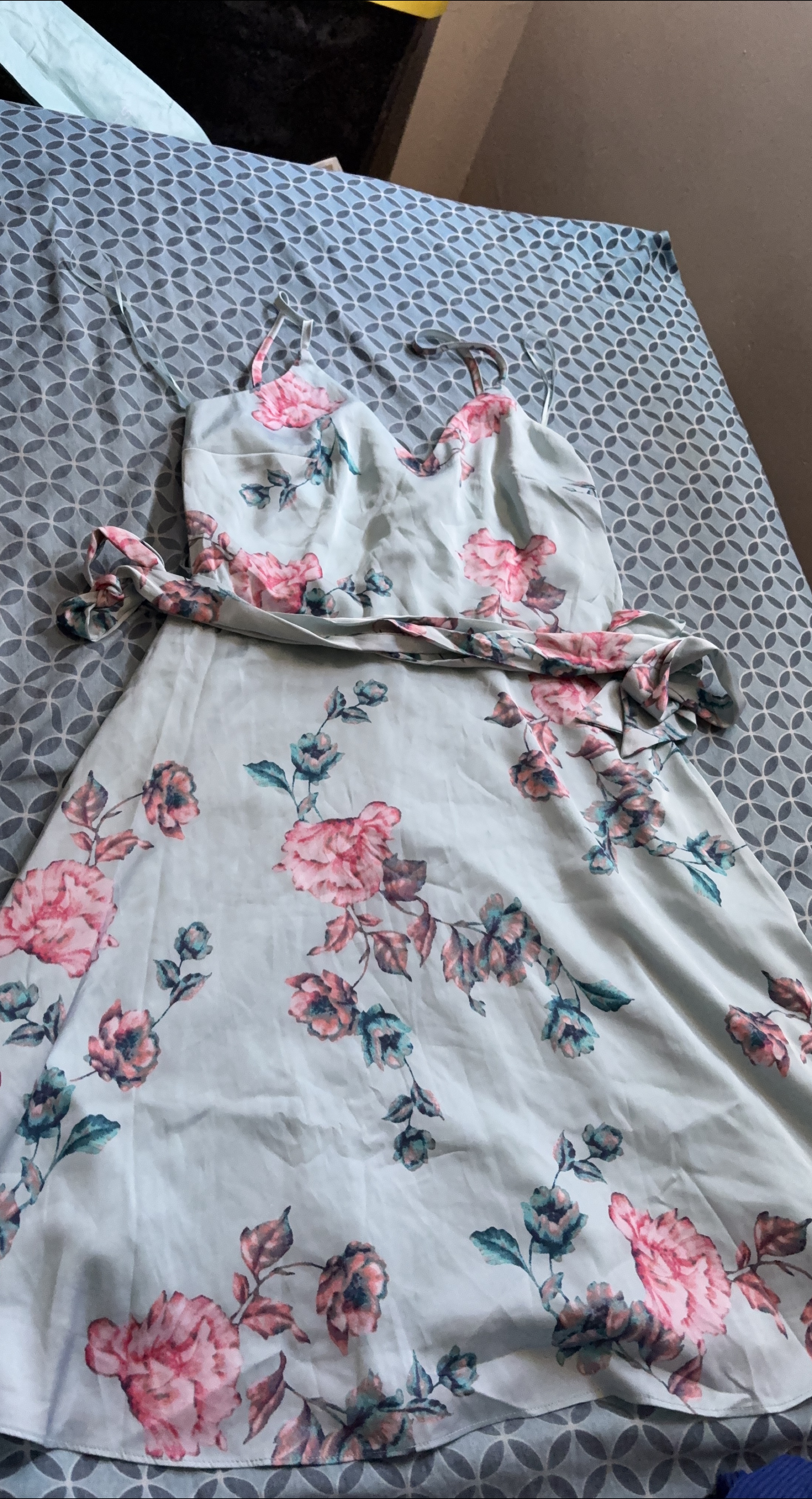 Suzy Shier Floral Dress small size thumbnail
