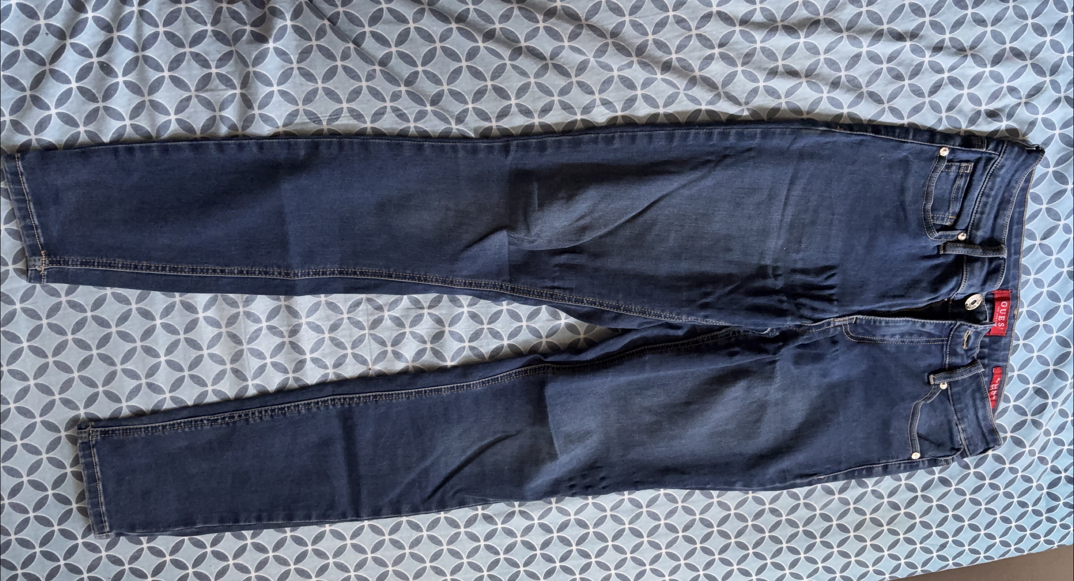 Guess Blue Jeans, Size 27 thumbnail