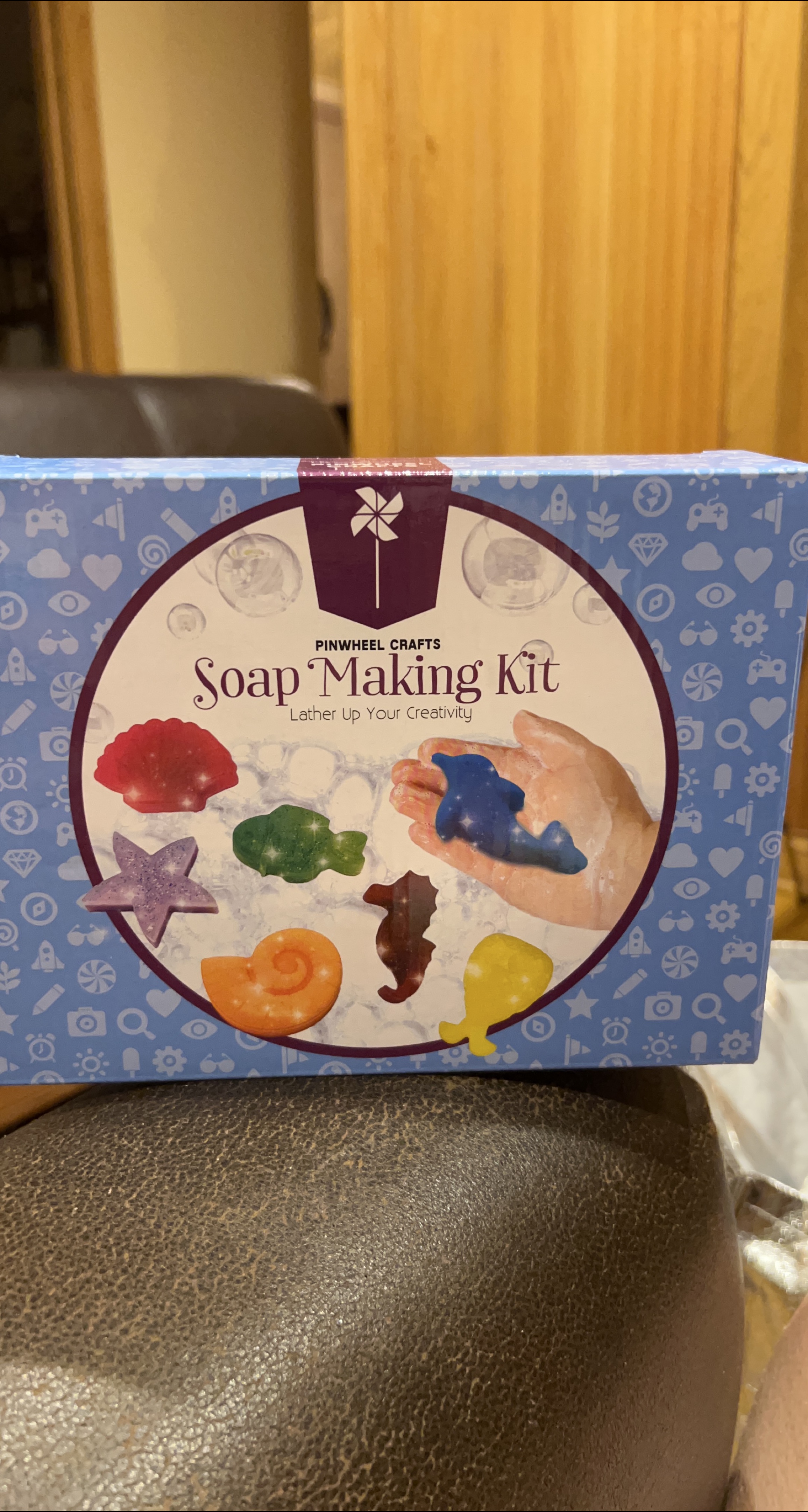 Pinwheel Crafts Soap Making Kit, New thumbnail