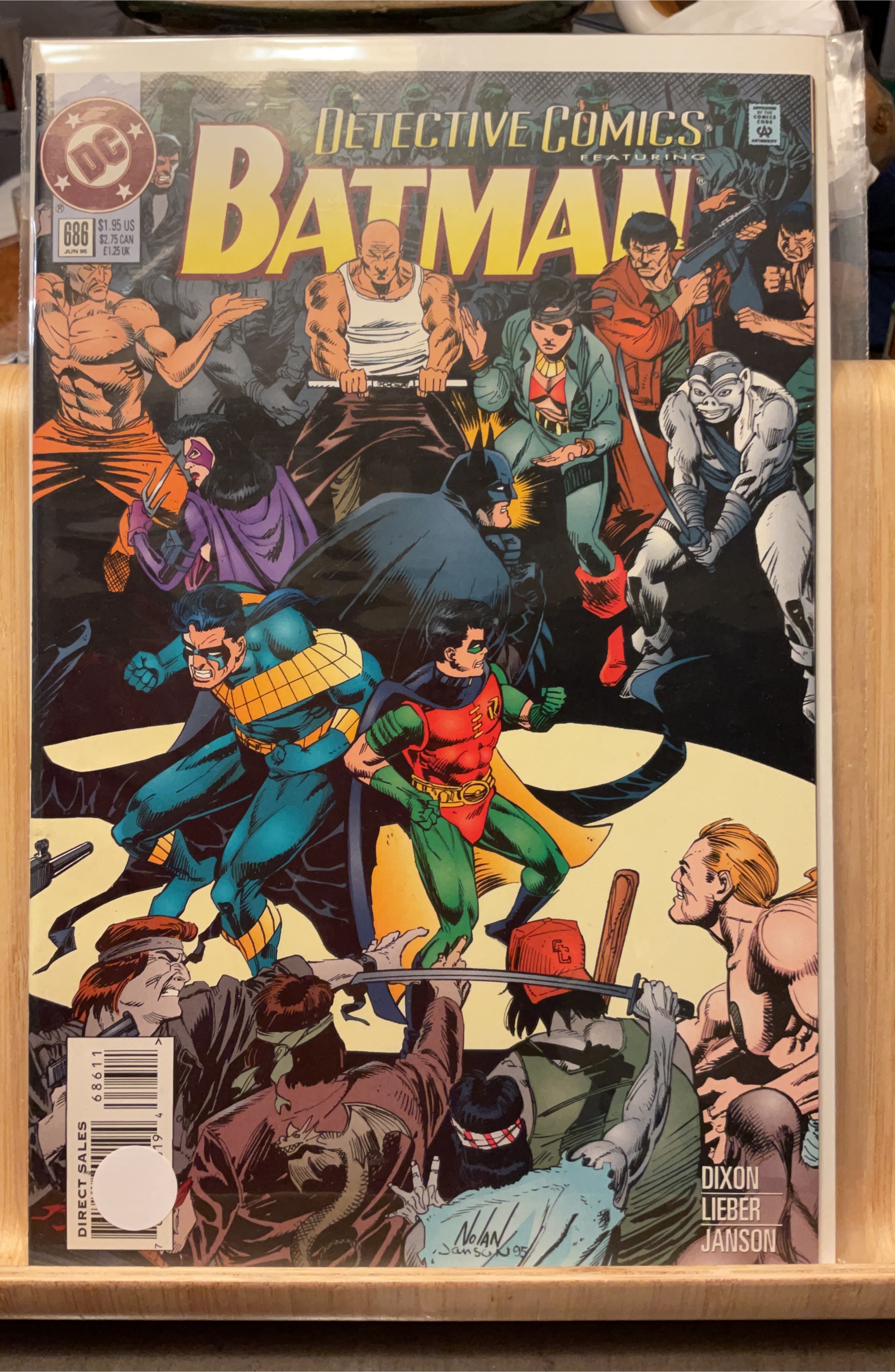 Detective Comics Featuring Batman #686 thumbnail