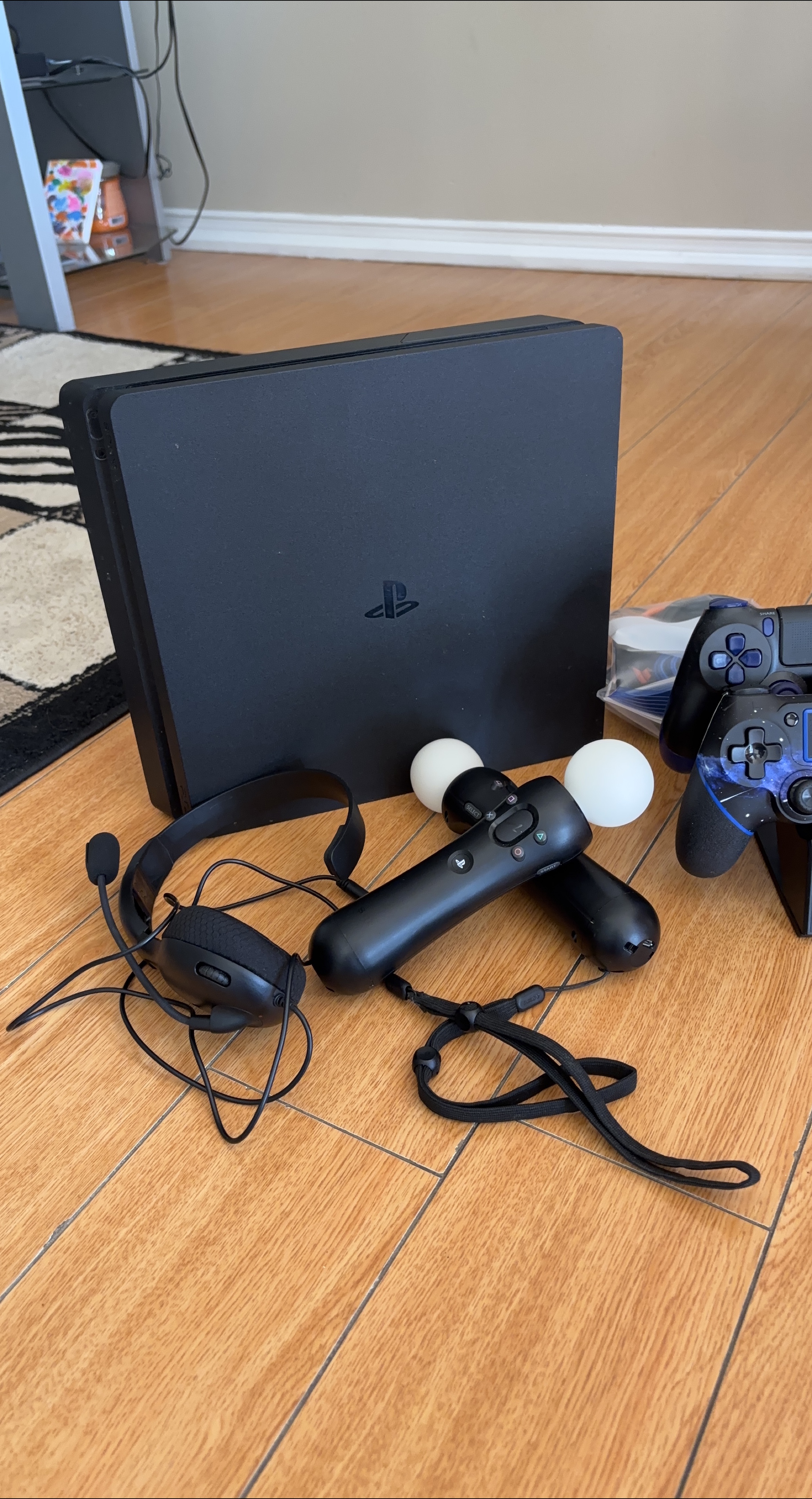 PlayStation 4 Slim Console with Accessories