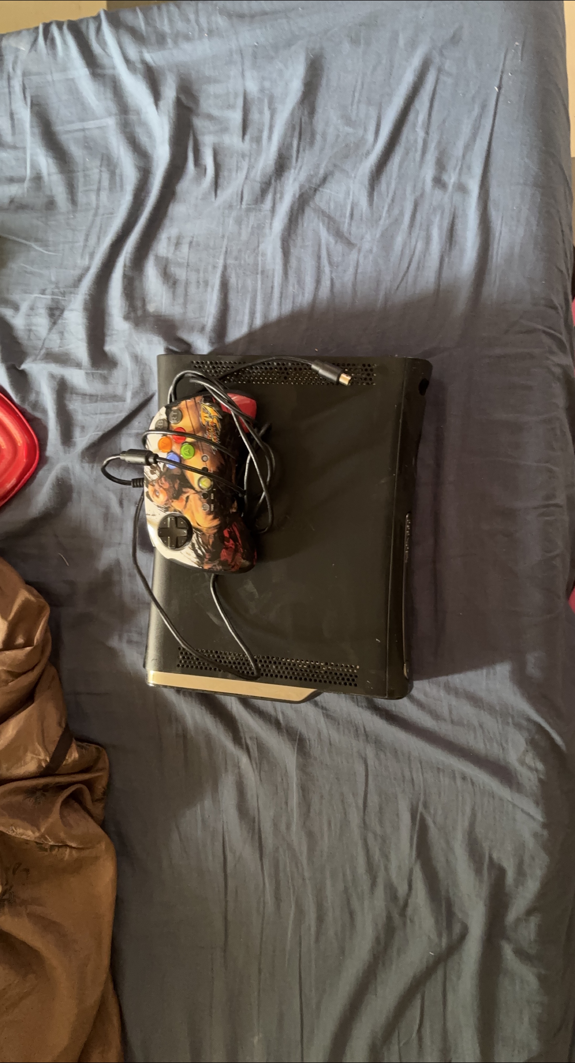 Xbox 360 Console and Controller thumbnail