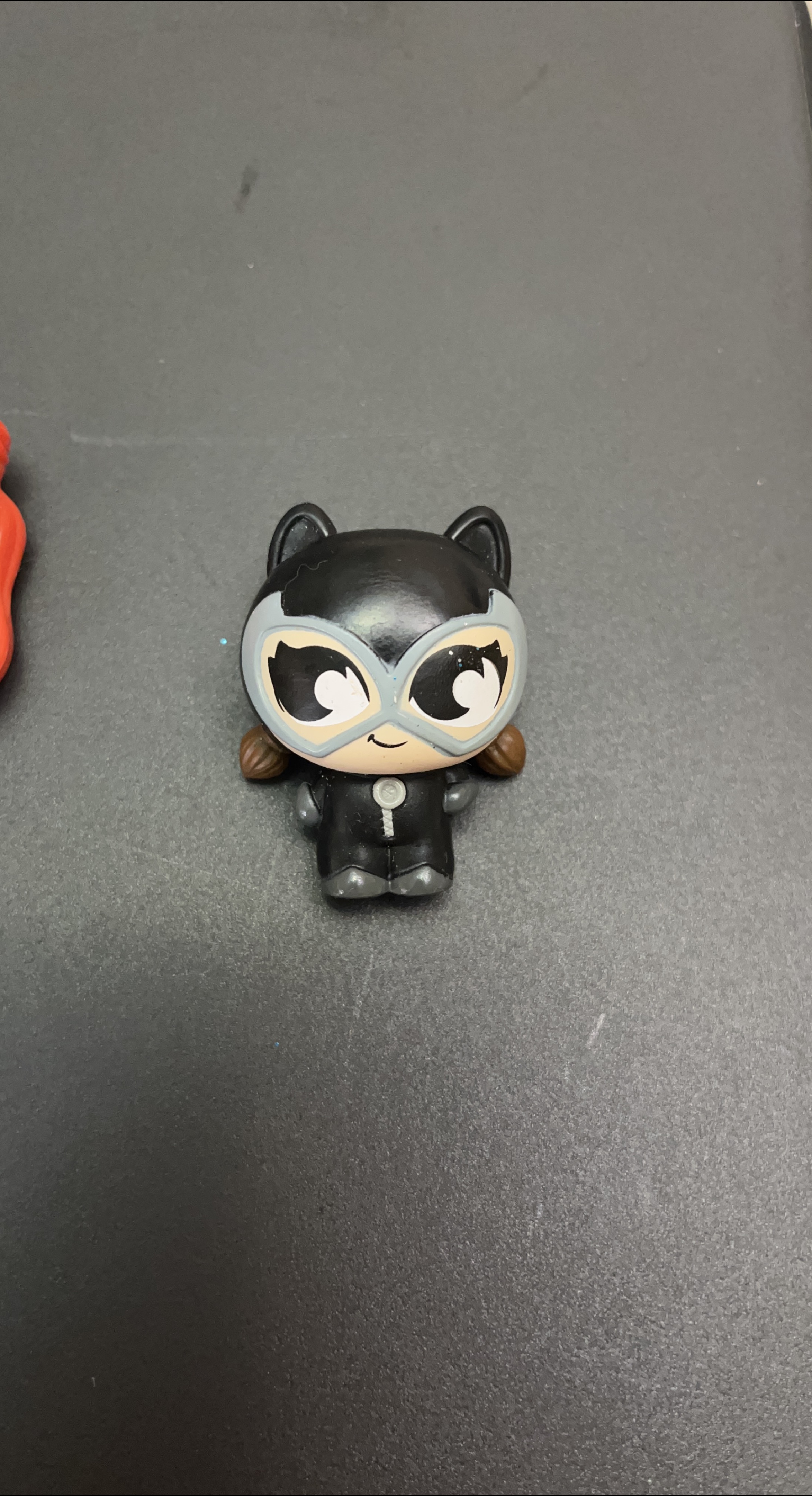 Catwoman Vinyl Figure 🇨🇦🍁 thumbnail