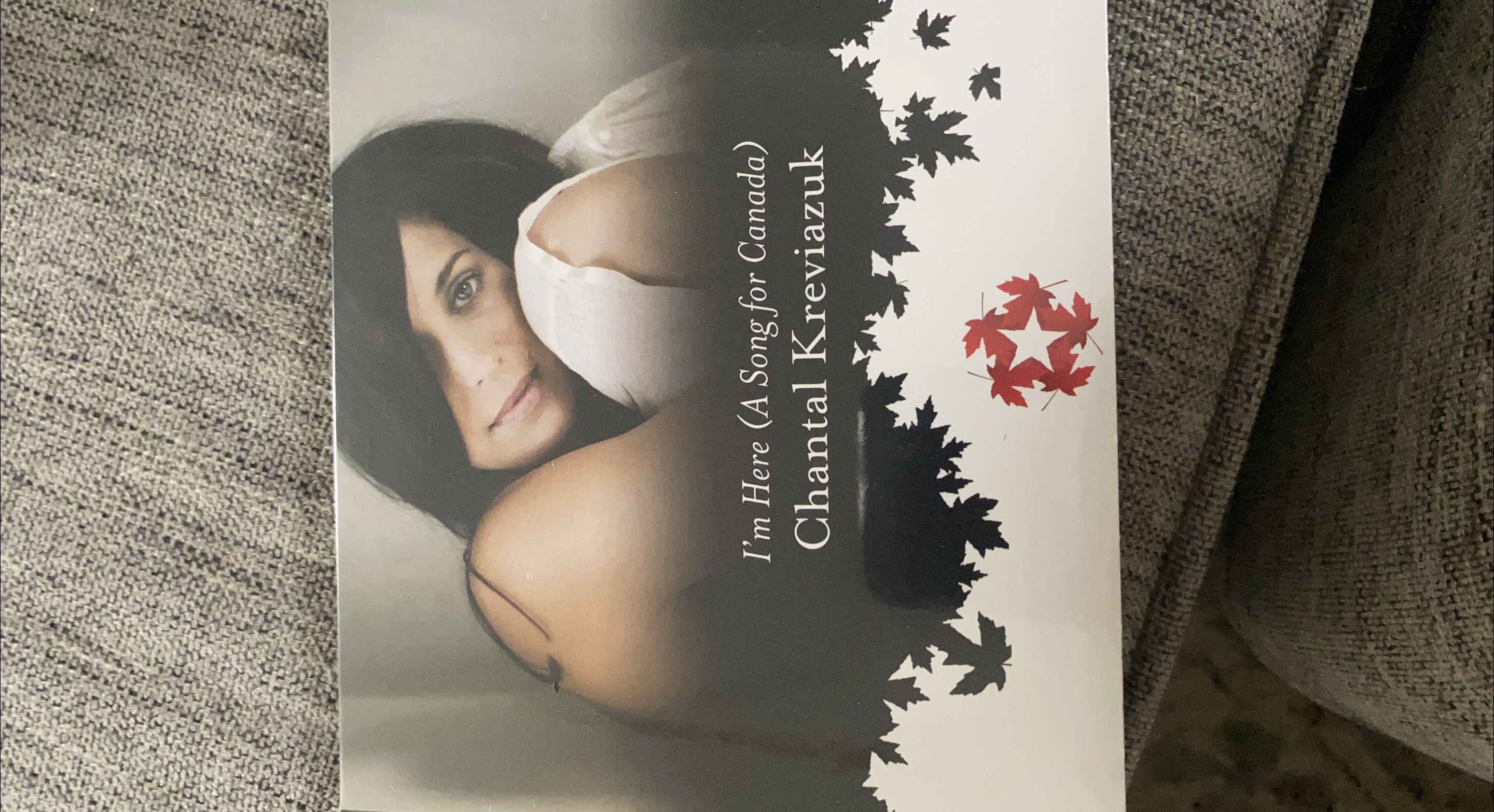 Chantal Kreviazuk - I'm Here (A Song for Canada) CD thumbnail