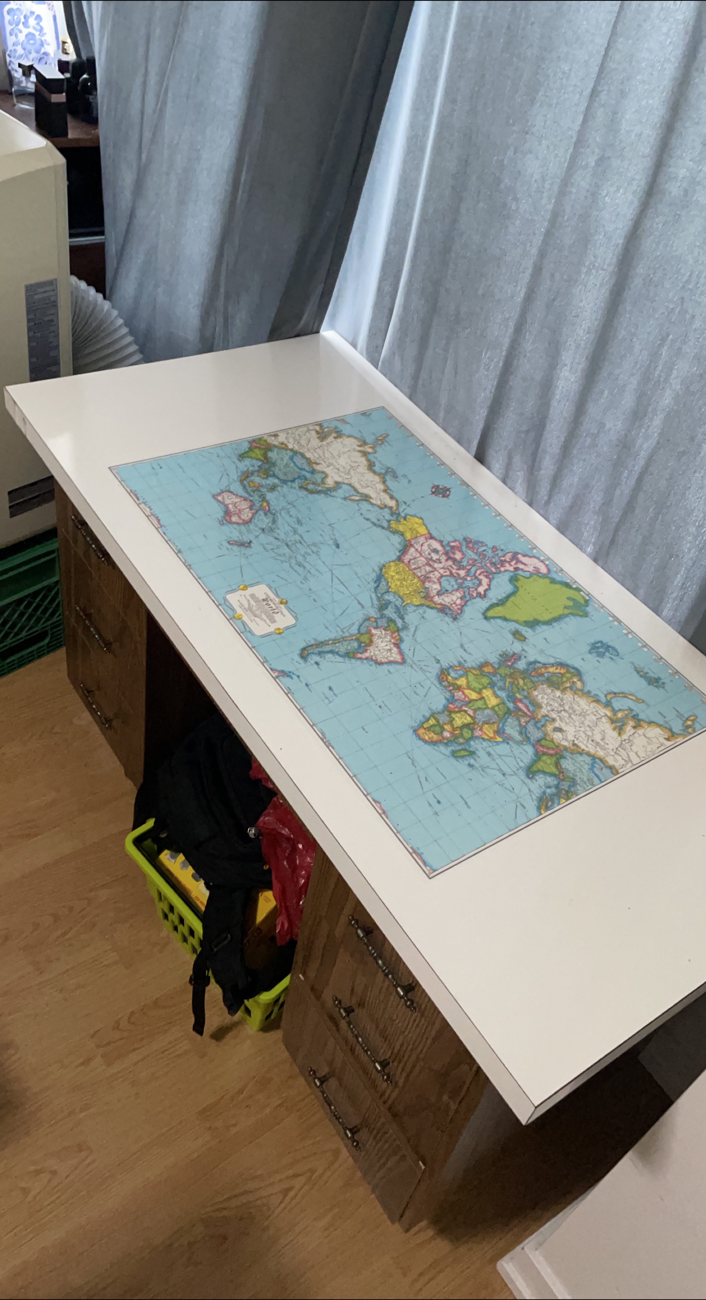 World Map Desk thumbnail