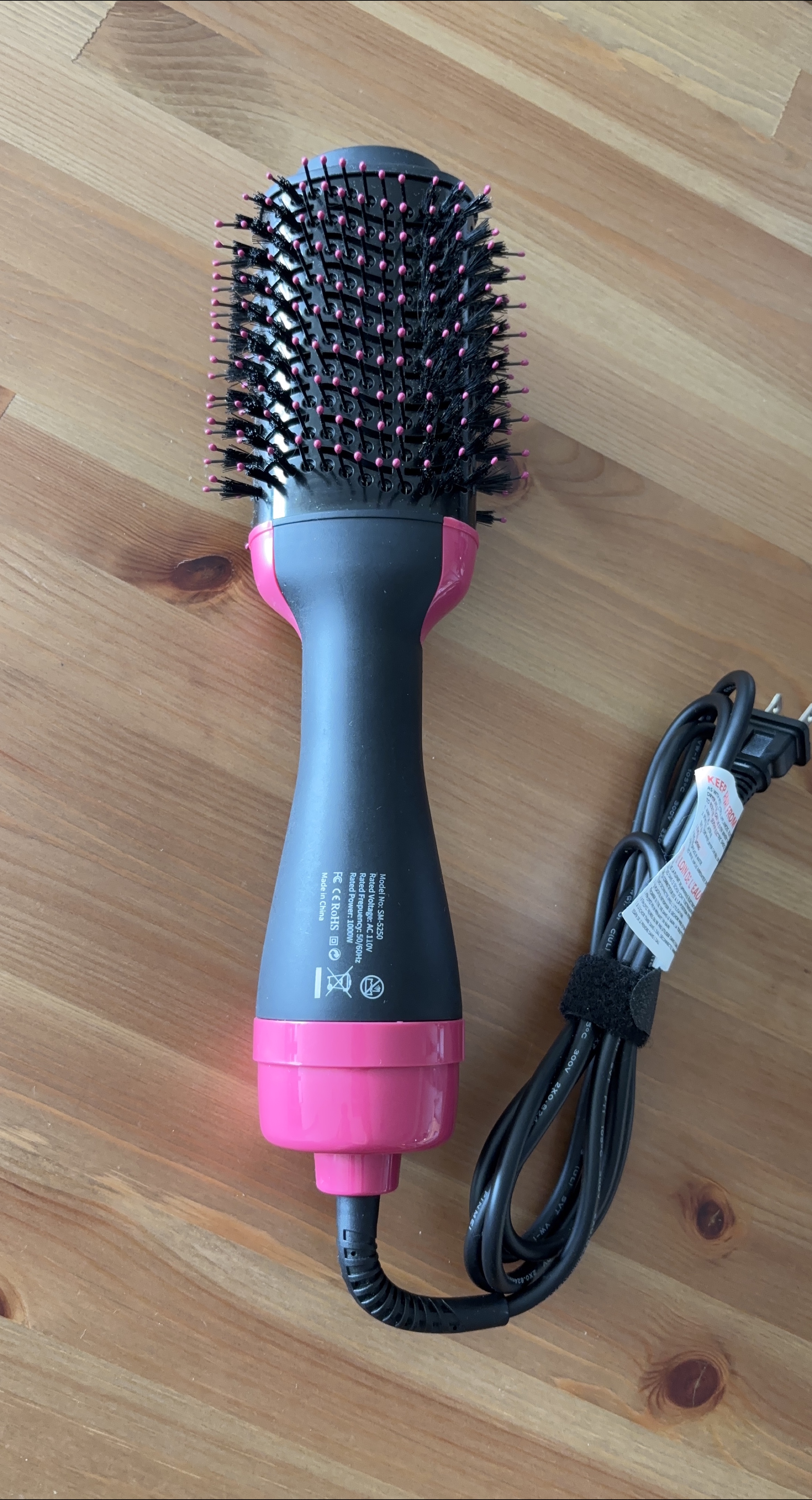 Hair Dryer & Volumizer Hot Air Brush thumbnail