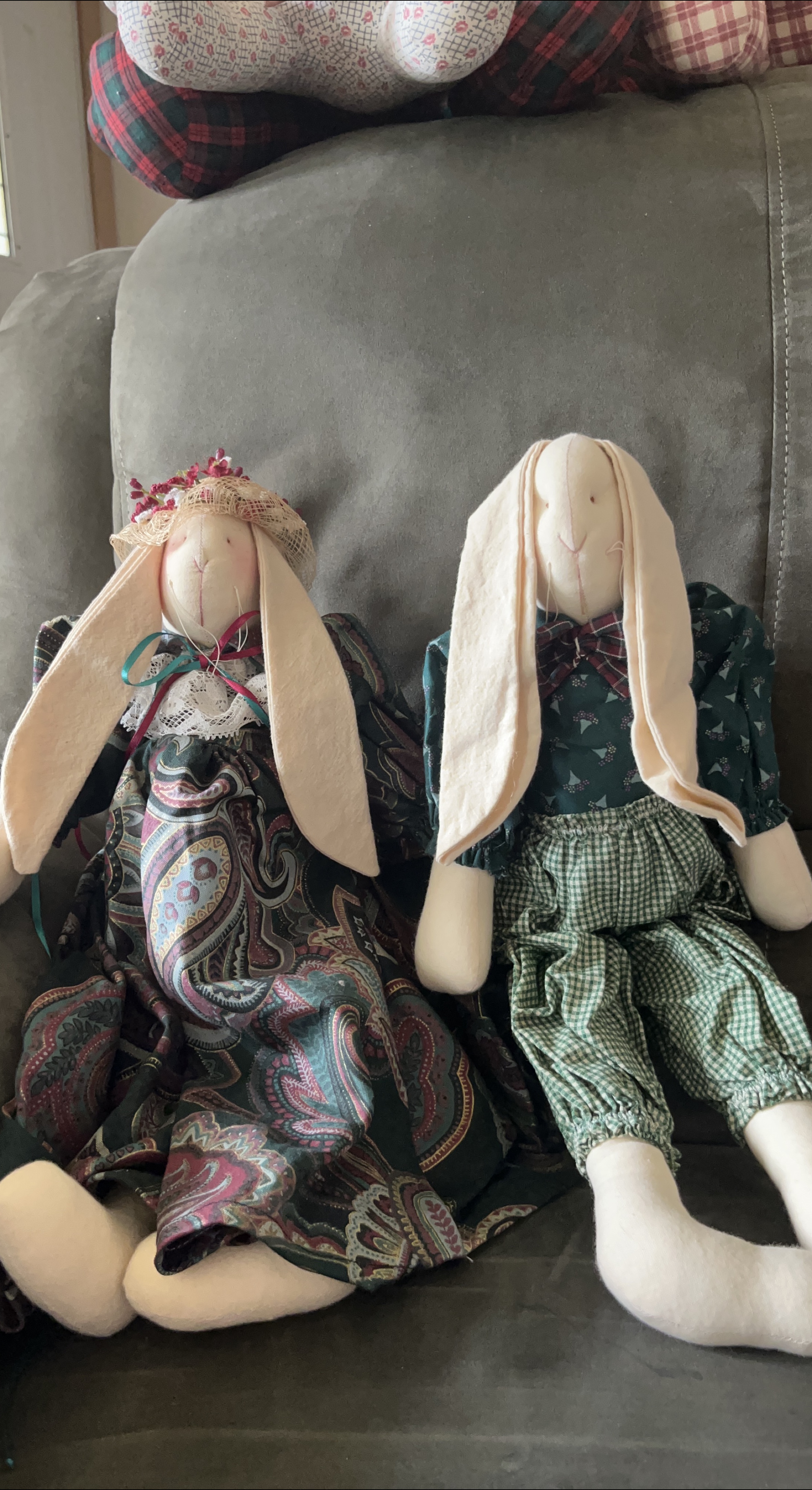 Handmade Decorative Bunny Dolls thumbnail