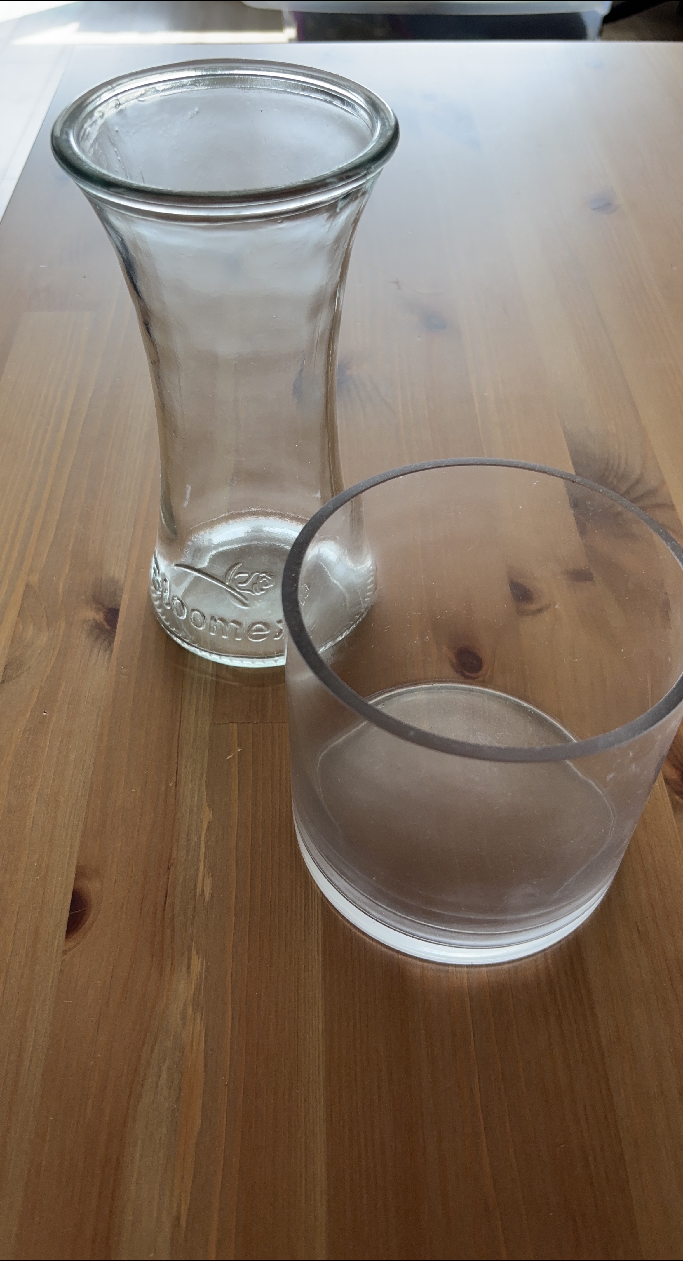 Glass Vases thumbnail