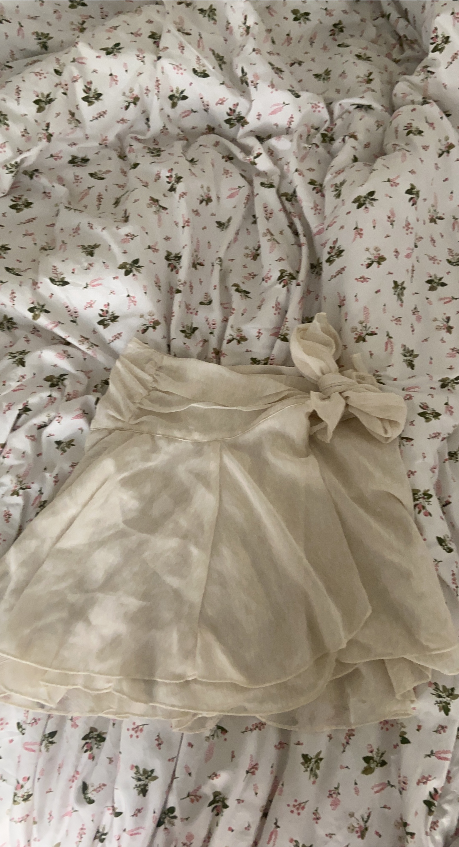 Aerie XXS Cream Skirt thumbnail