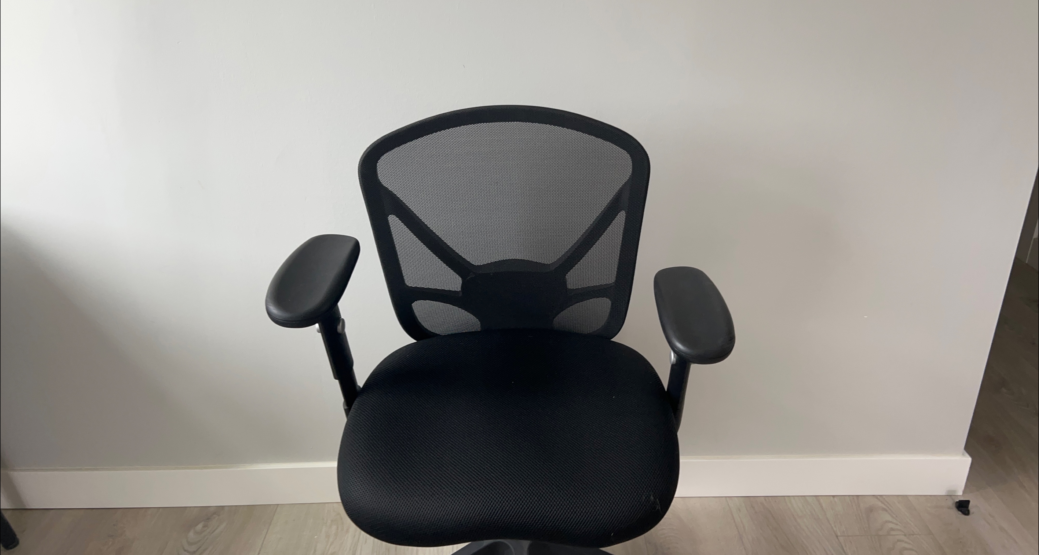 Black Mesh Office Chair thumbnail