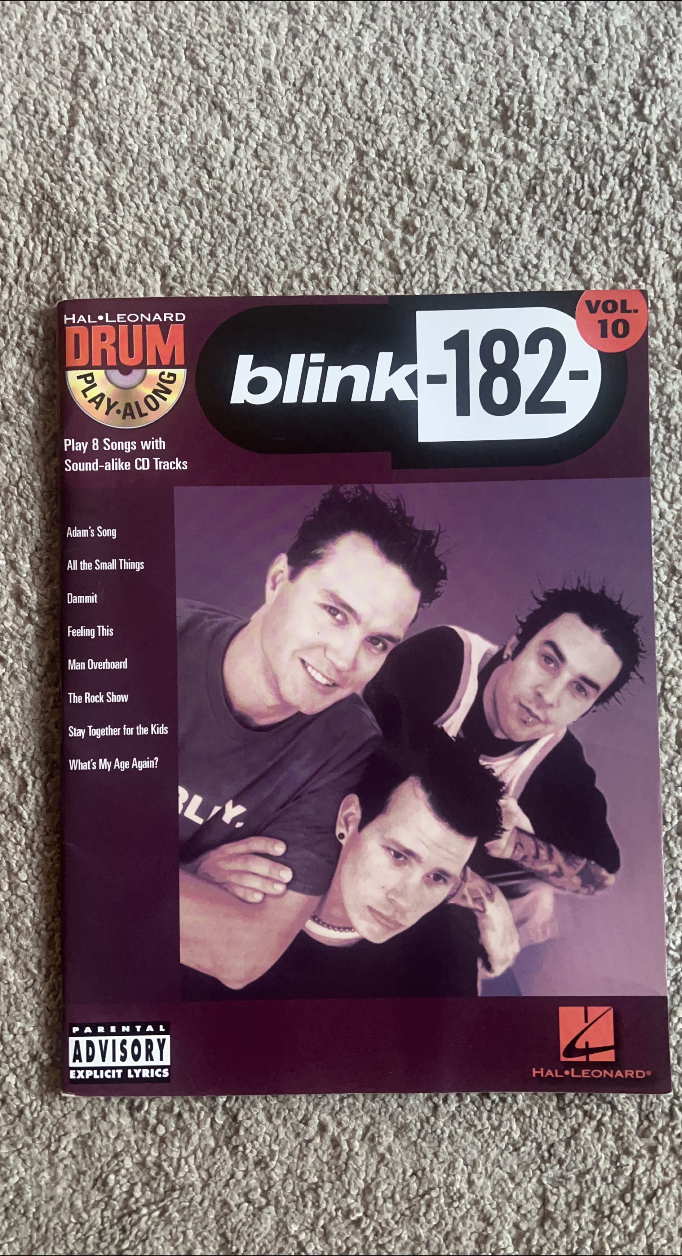 Hal Leonard Drum Play-Along Blink-182 Vol. 10 thumbnail