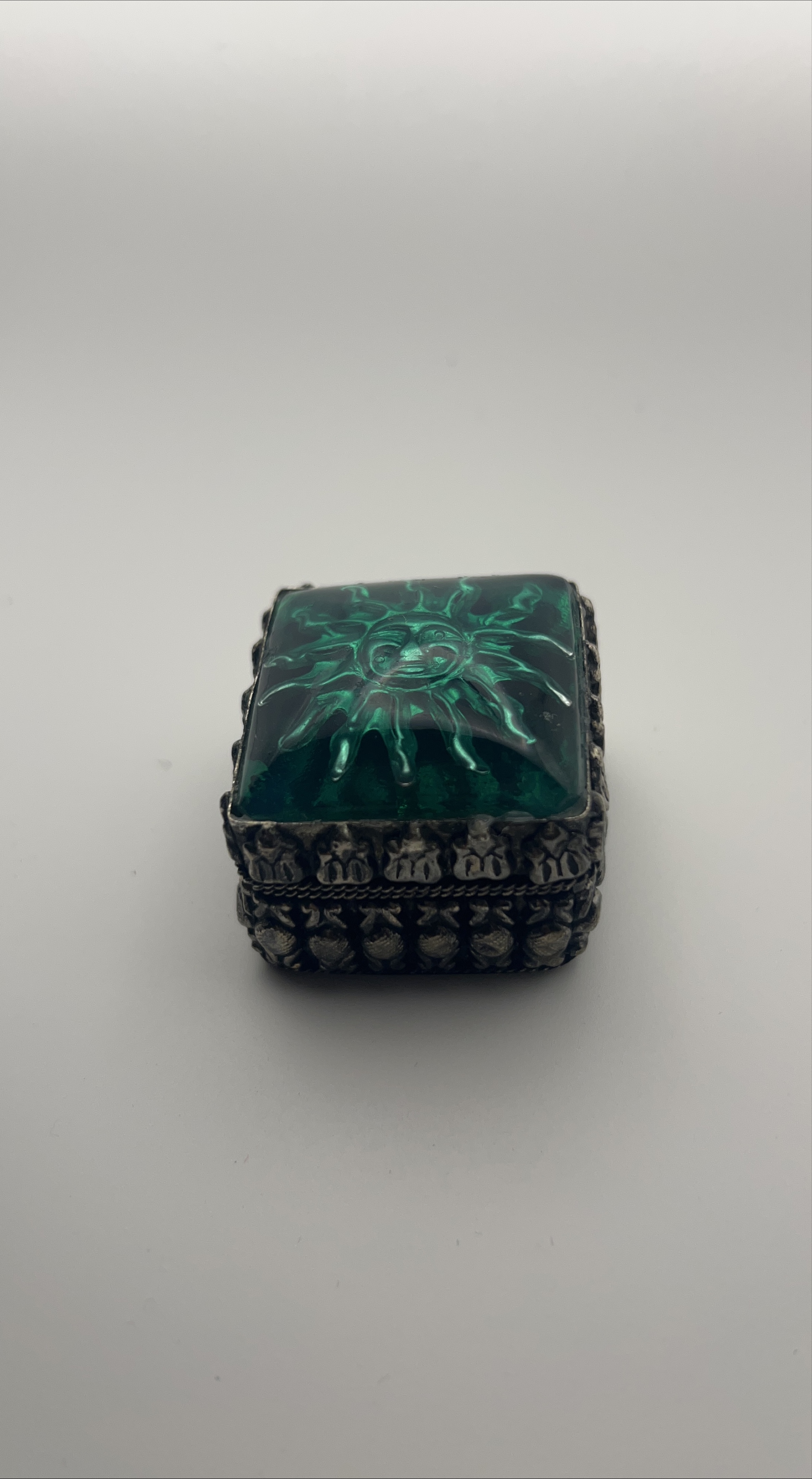 Vintage Silver Trinket Box thumbnail