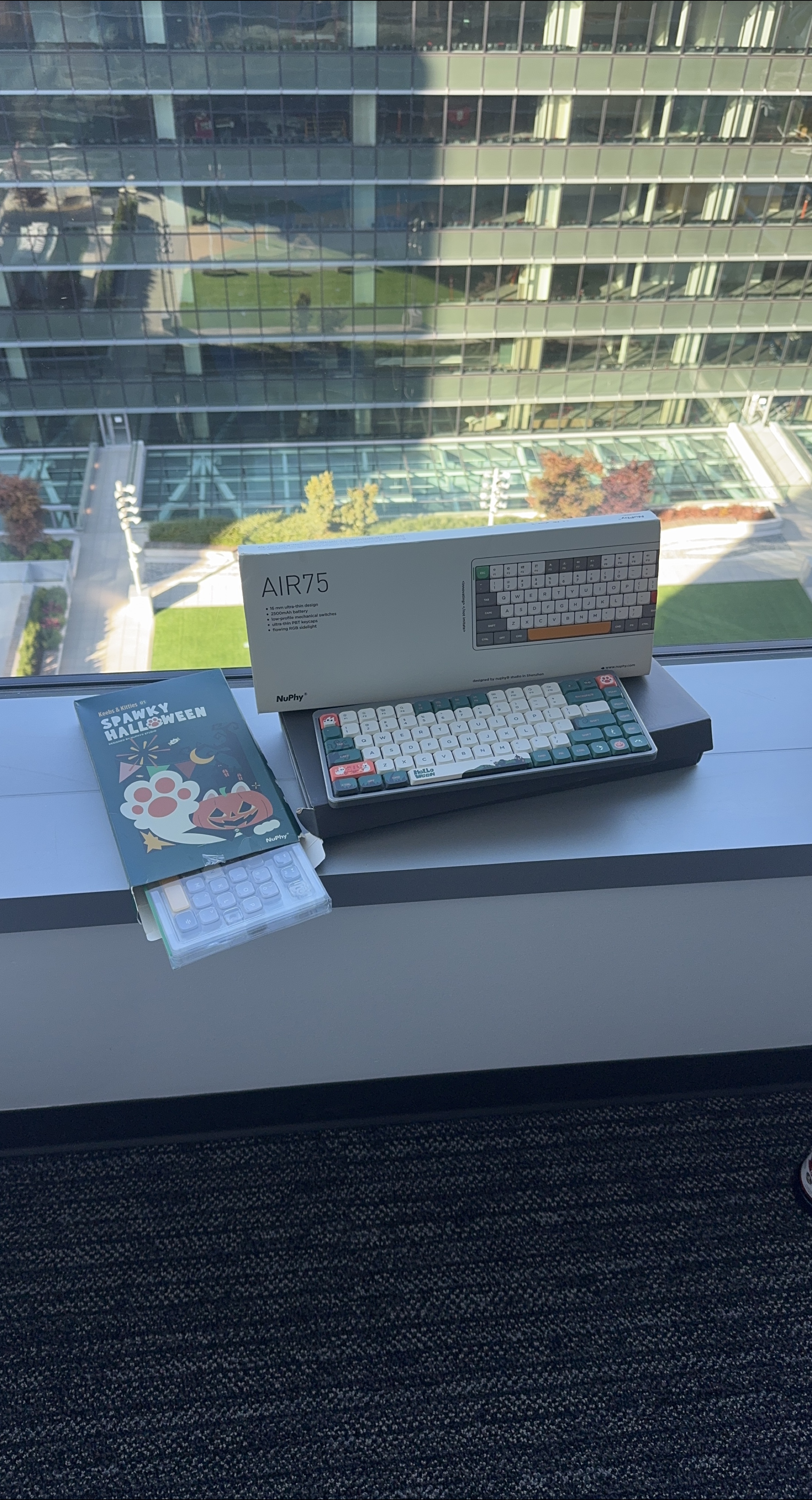 NuPhy Air75 Mechanical Keyboard + Keebs & Kitties Keycaps thumbnail