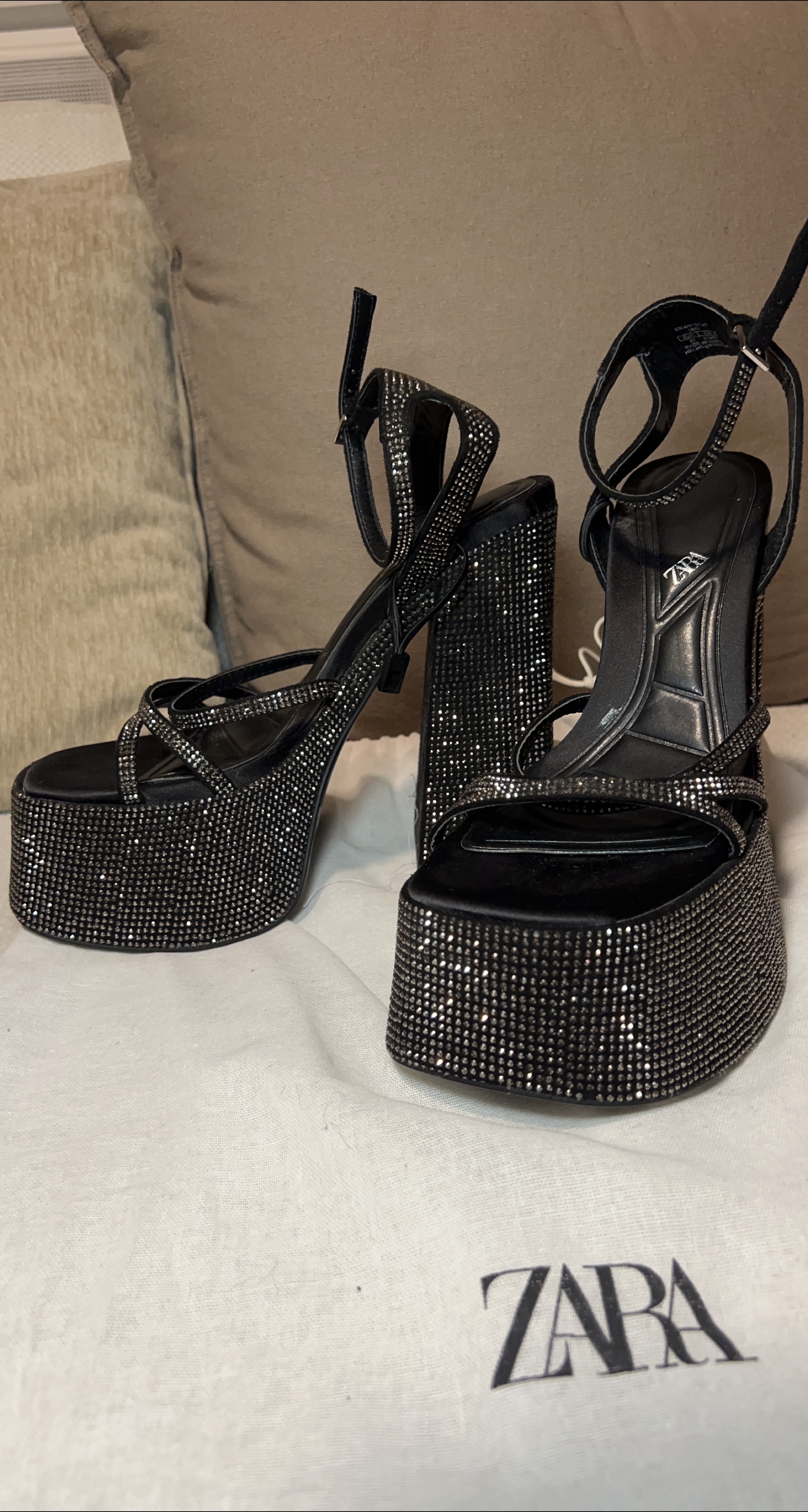 Zara Platform Heels, Size 7 thumbnail