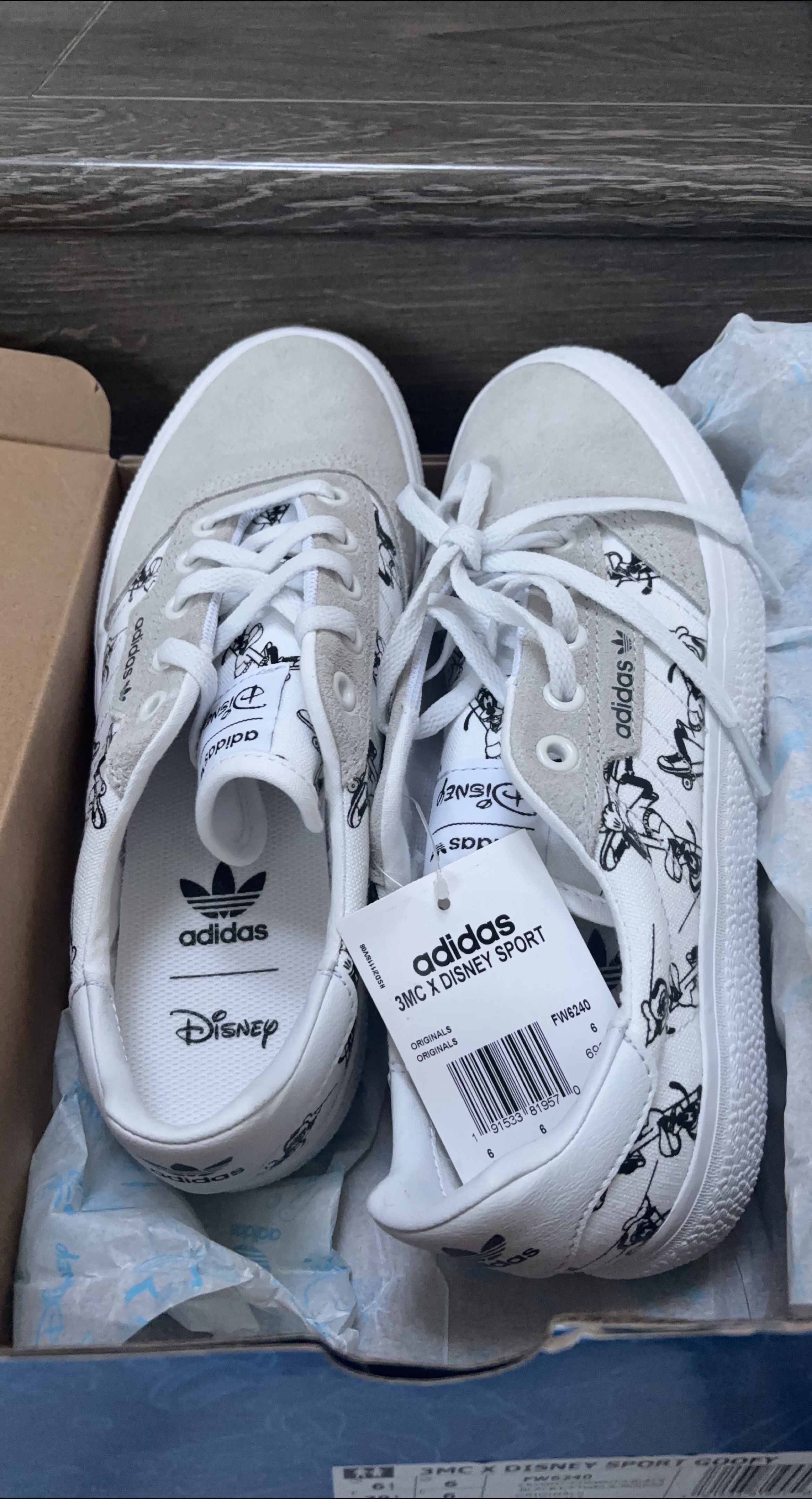 Brand new Adidas 3MC x Disney Sport Shoes - Size 6 thumbnail