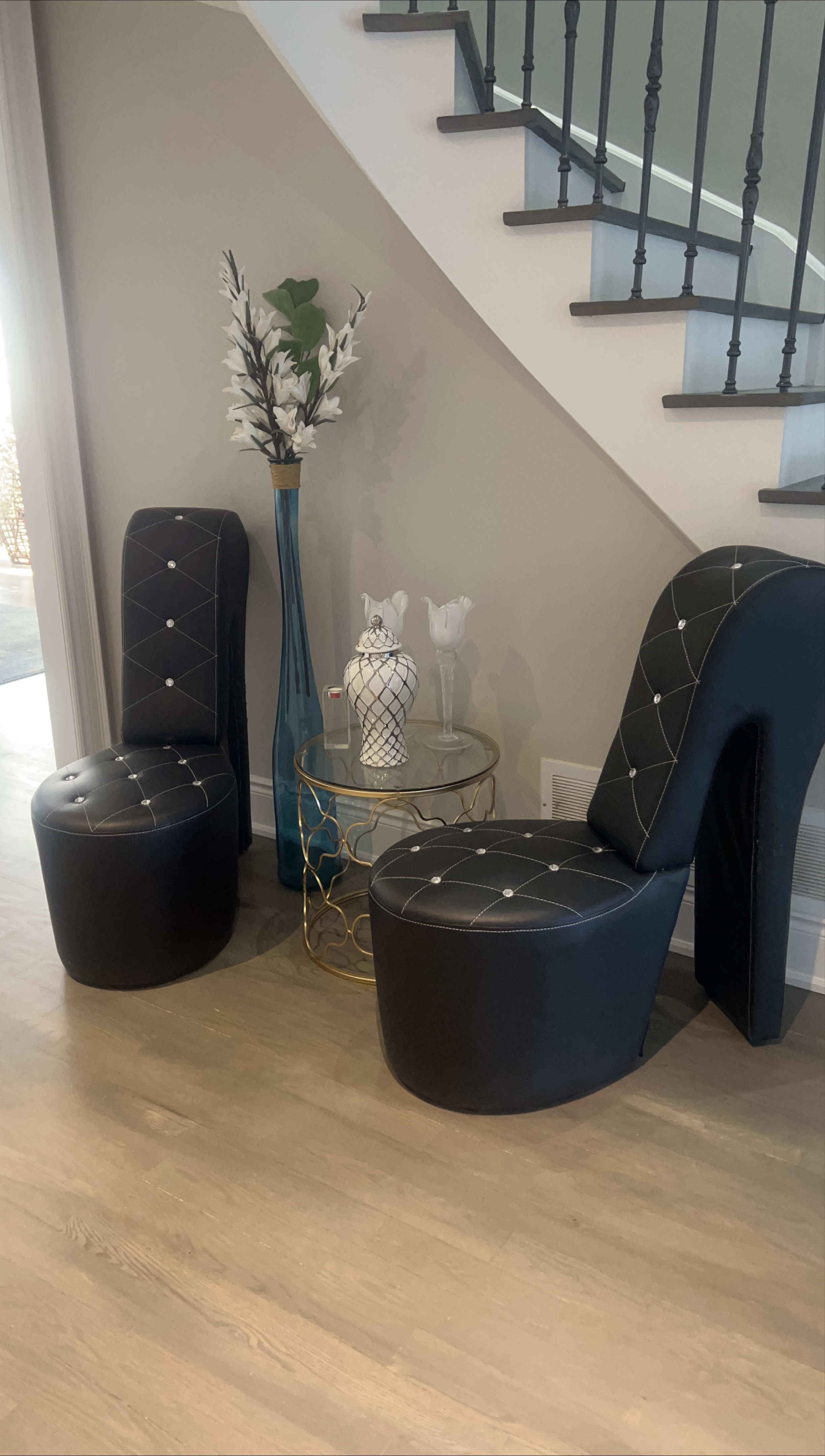 Black High Heel Chair & Ottoman Set thumbnail