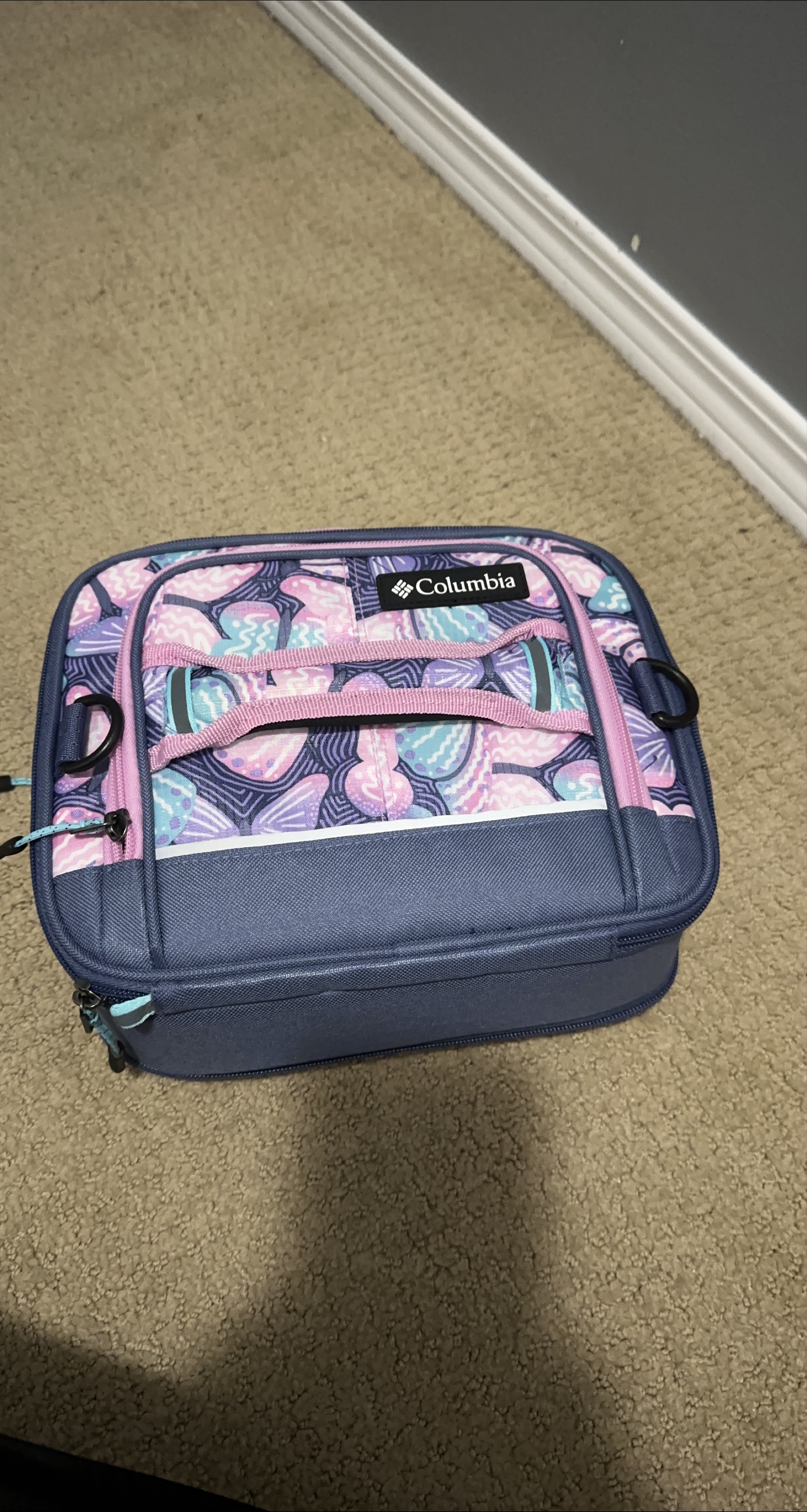 Columbia Lunch Box thumbnail