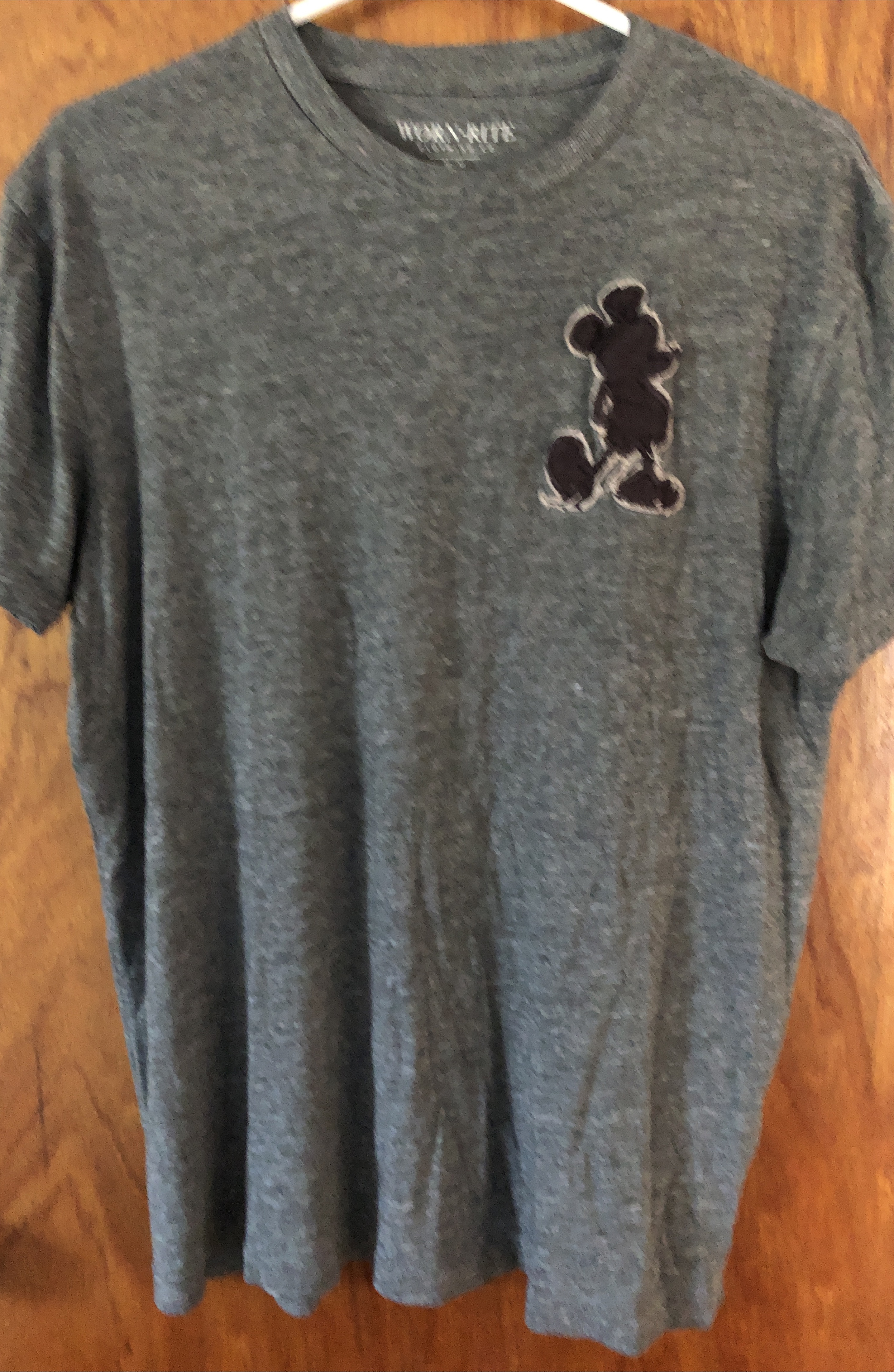 Worn-Rite Mickey Mouse Tee - Size M thumbnail
