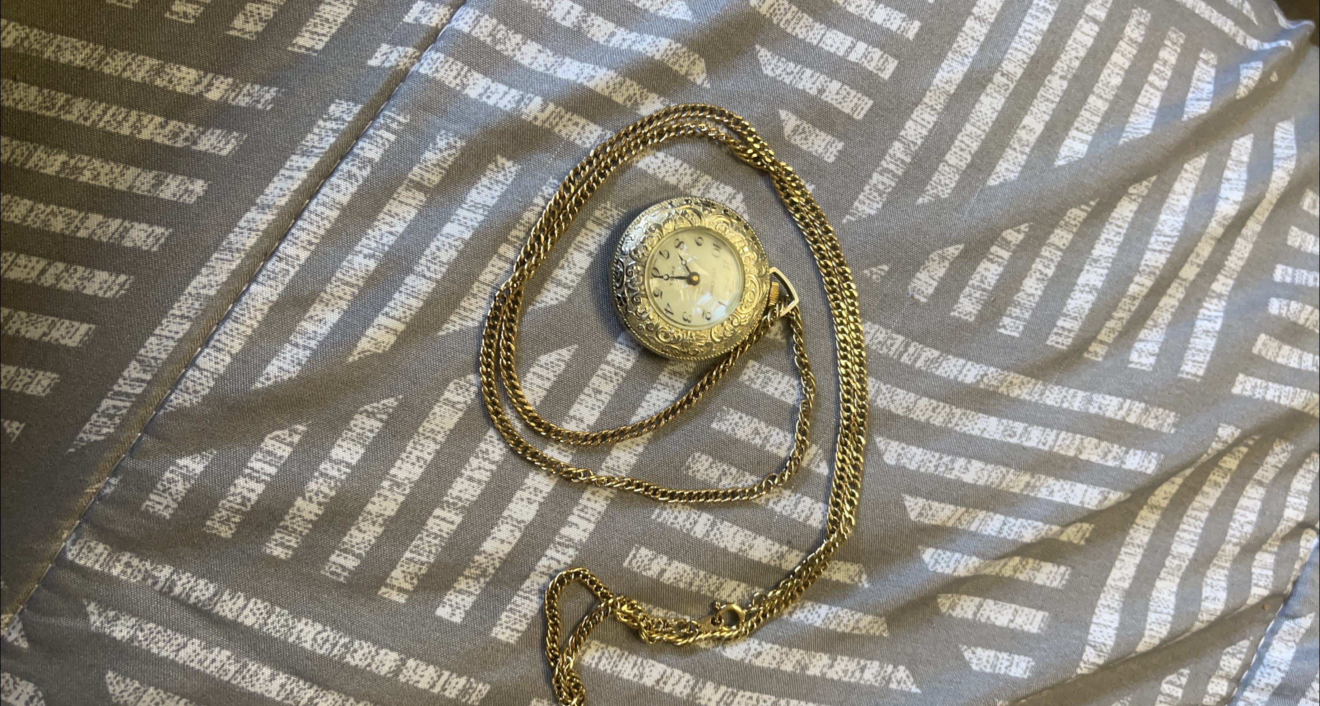 Vintage Gold Tone Pocket Watch Necklace thumbnail