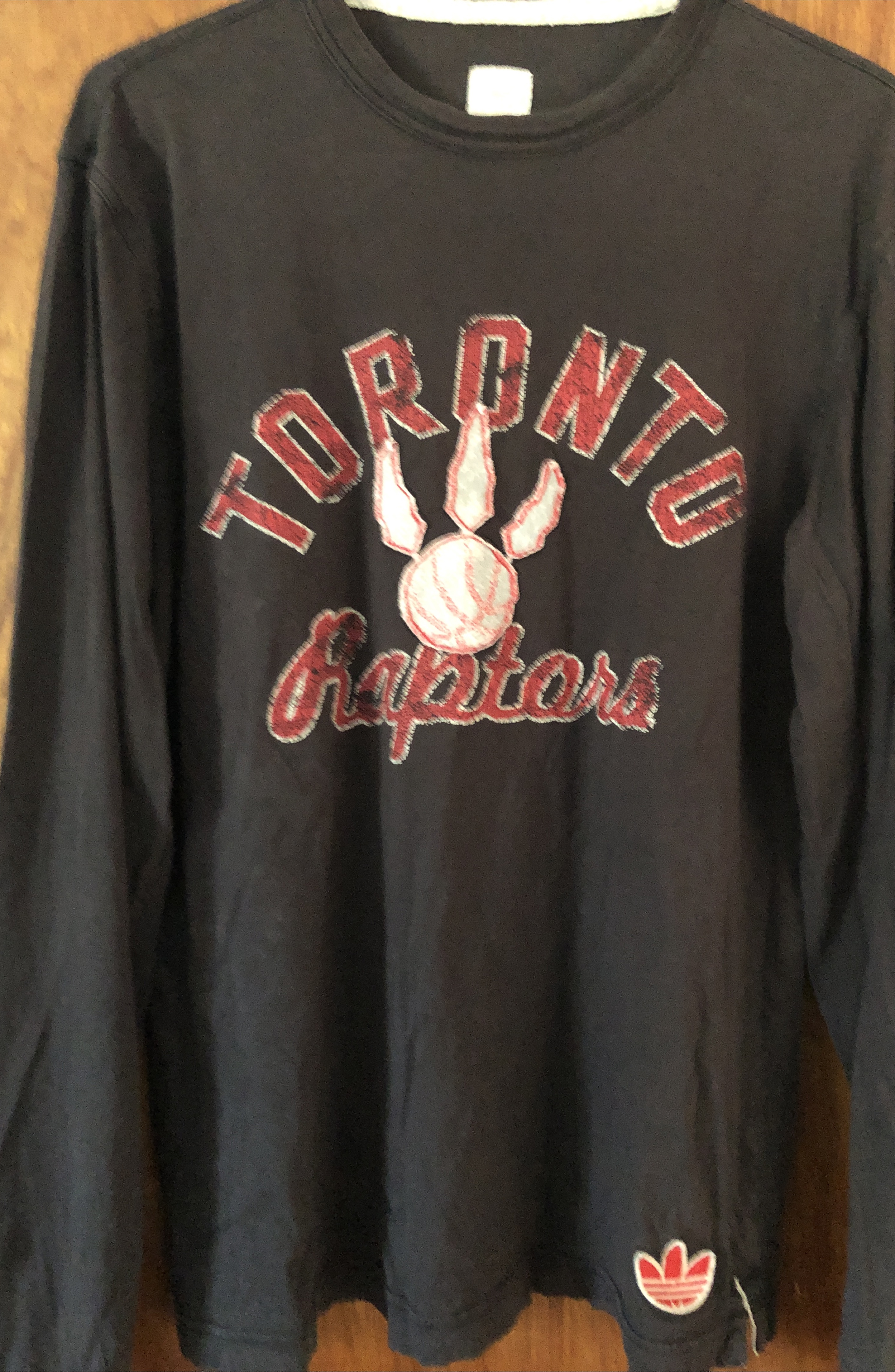 🇨🇦Adidas Toronto Raptors Long Sleeve Shirt - Size M thumbnail