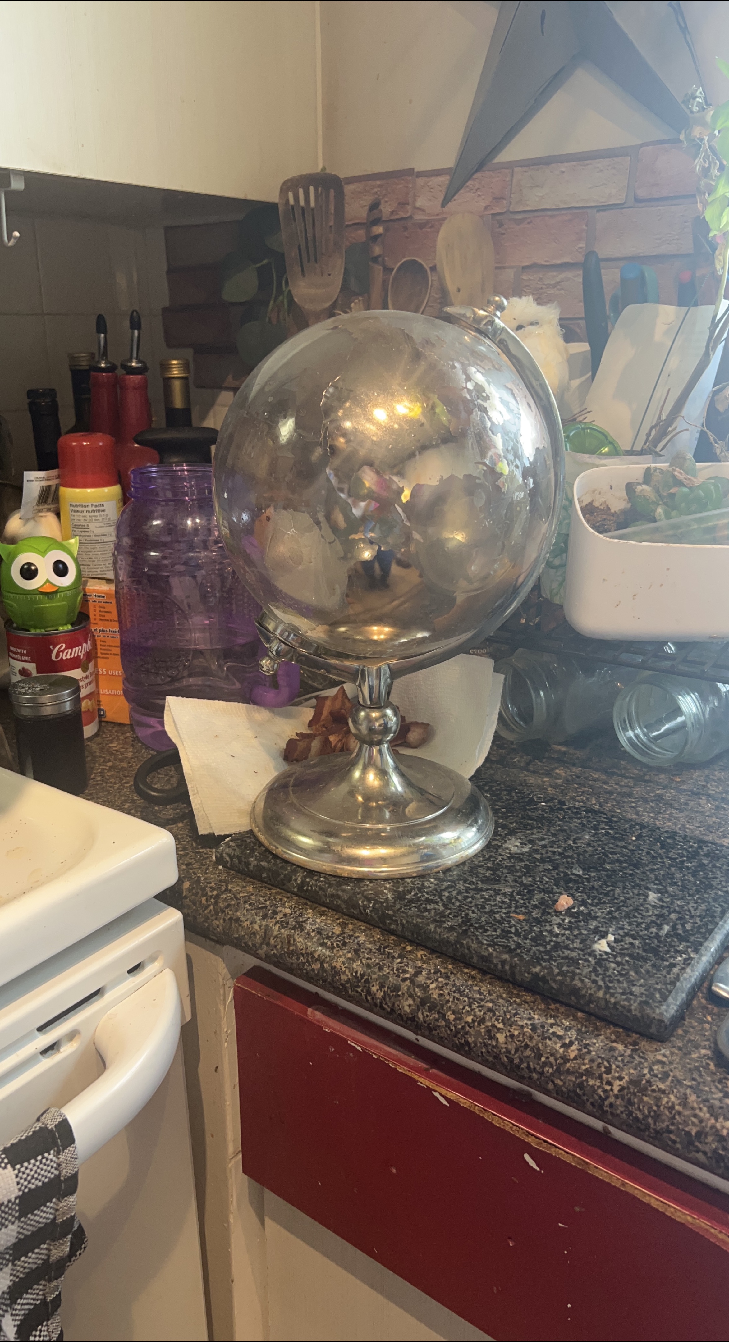 Silver Globe Decoration thumbnail