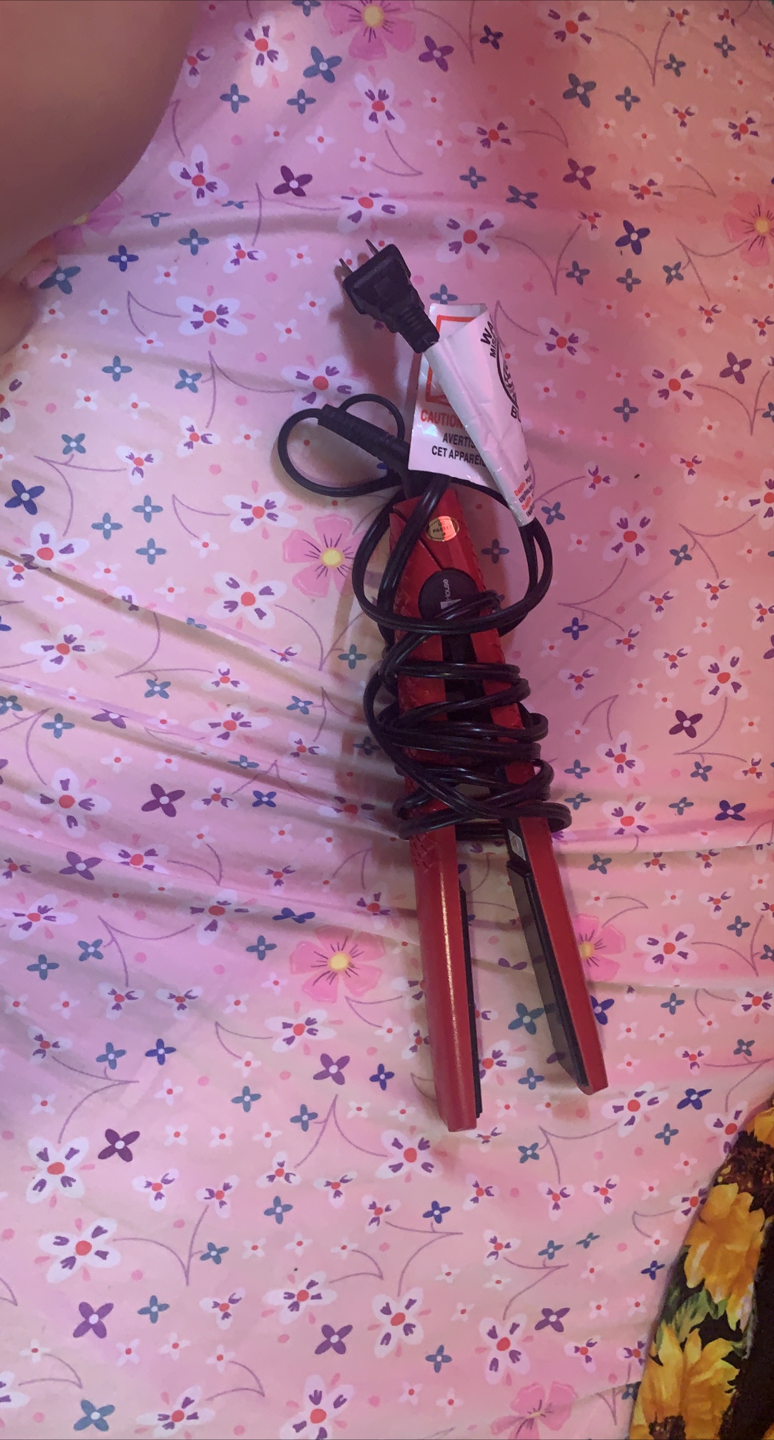 Hair Straightener thumbnail