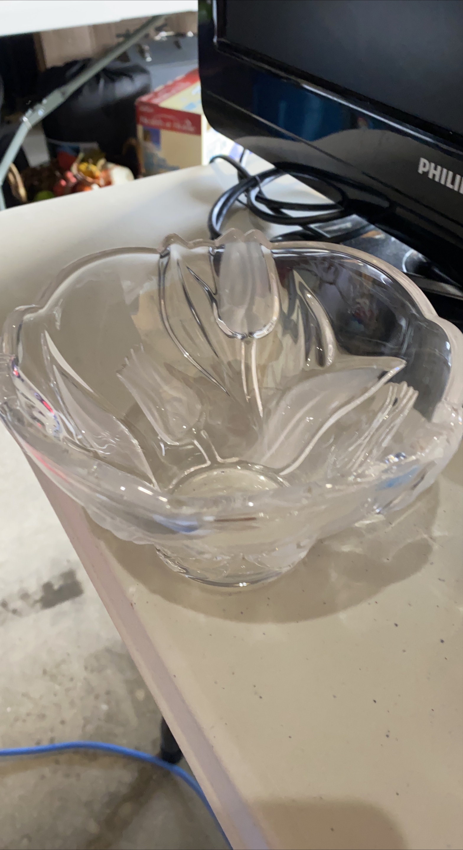 Royal Doulton Crystal Bowl - Elegant Design thumbnail
