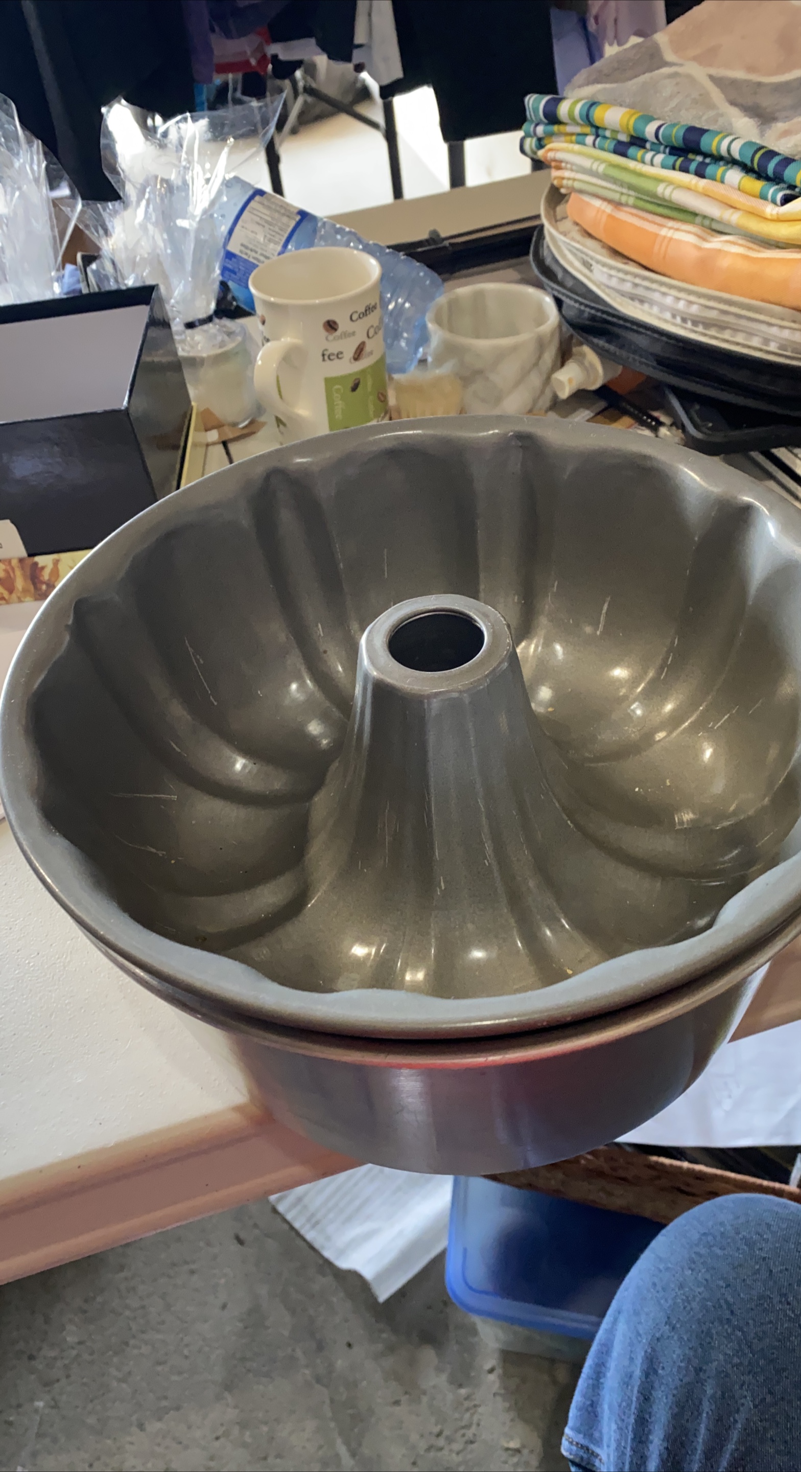 Bundt Pan & Angel Food Cake Pan Set thumbnail