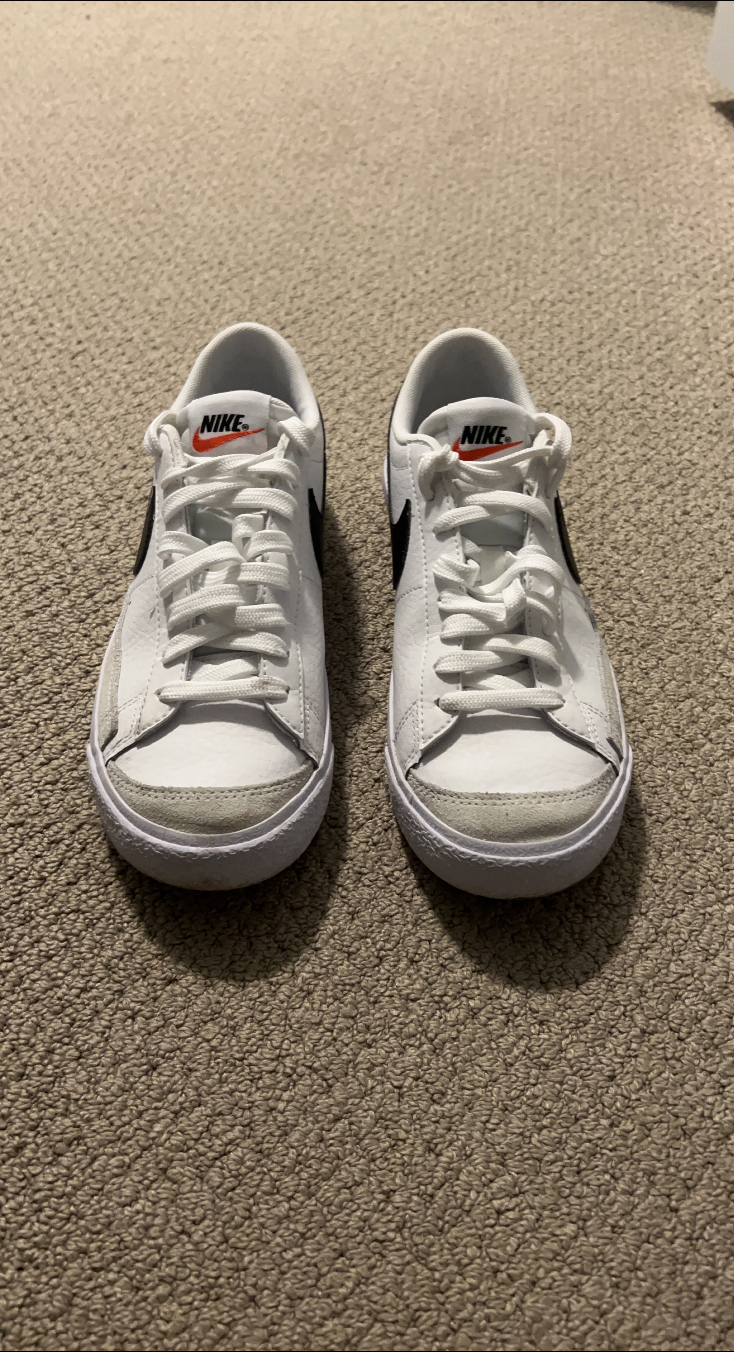 Nike Blazer Low Leather White Sneakers thumbnail