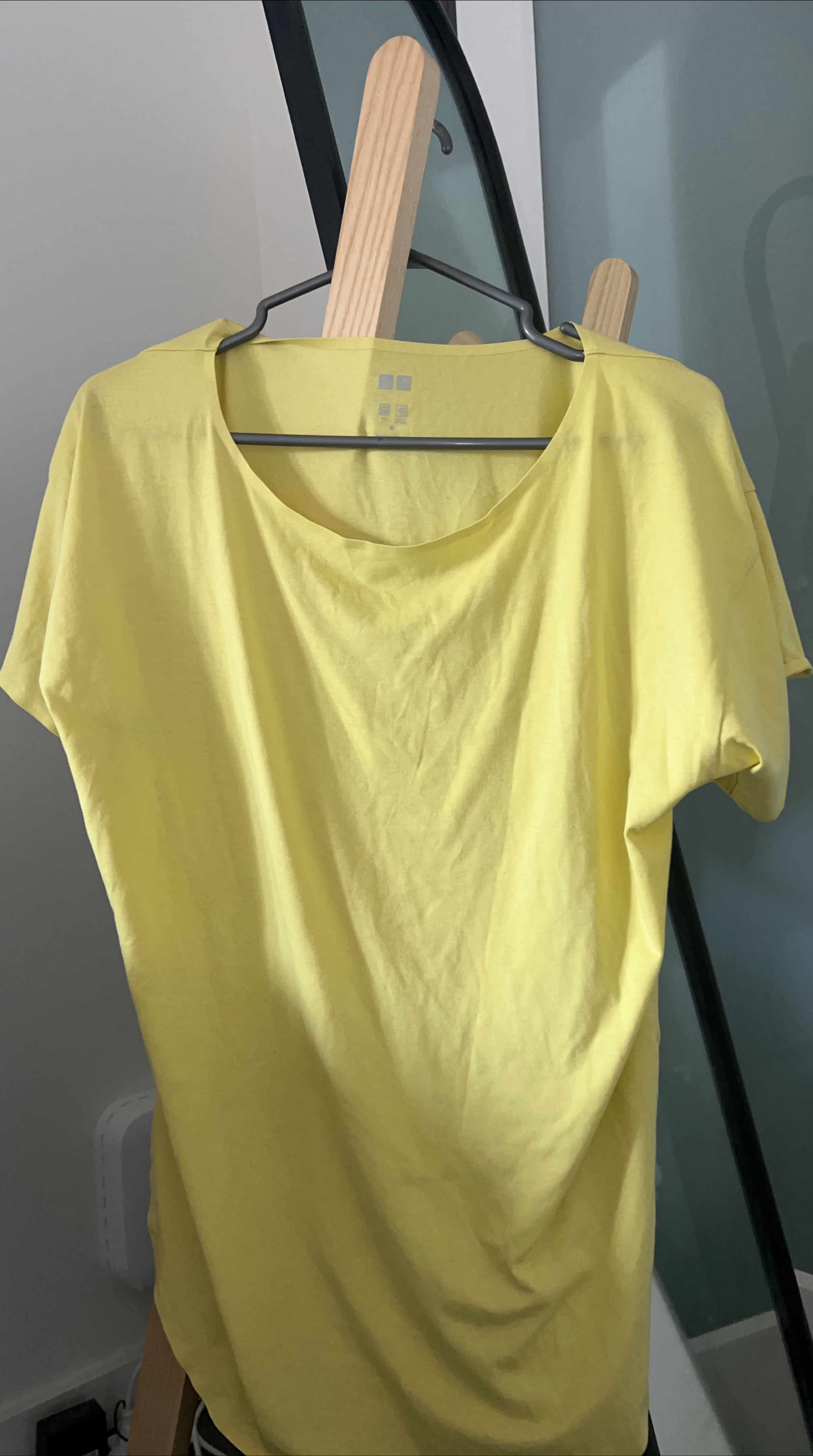 Uniqlo Quick Dry Yellow T-Shirt thumbnail