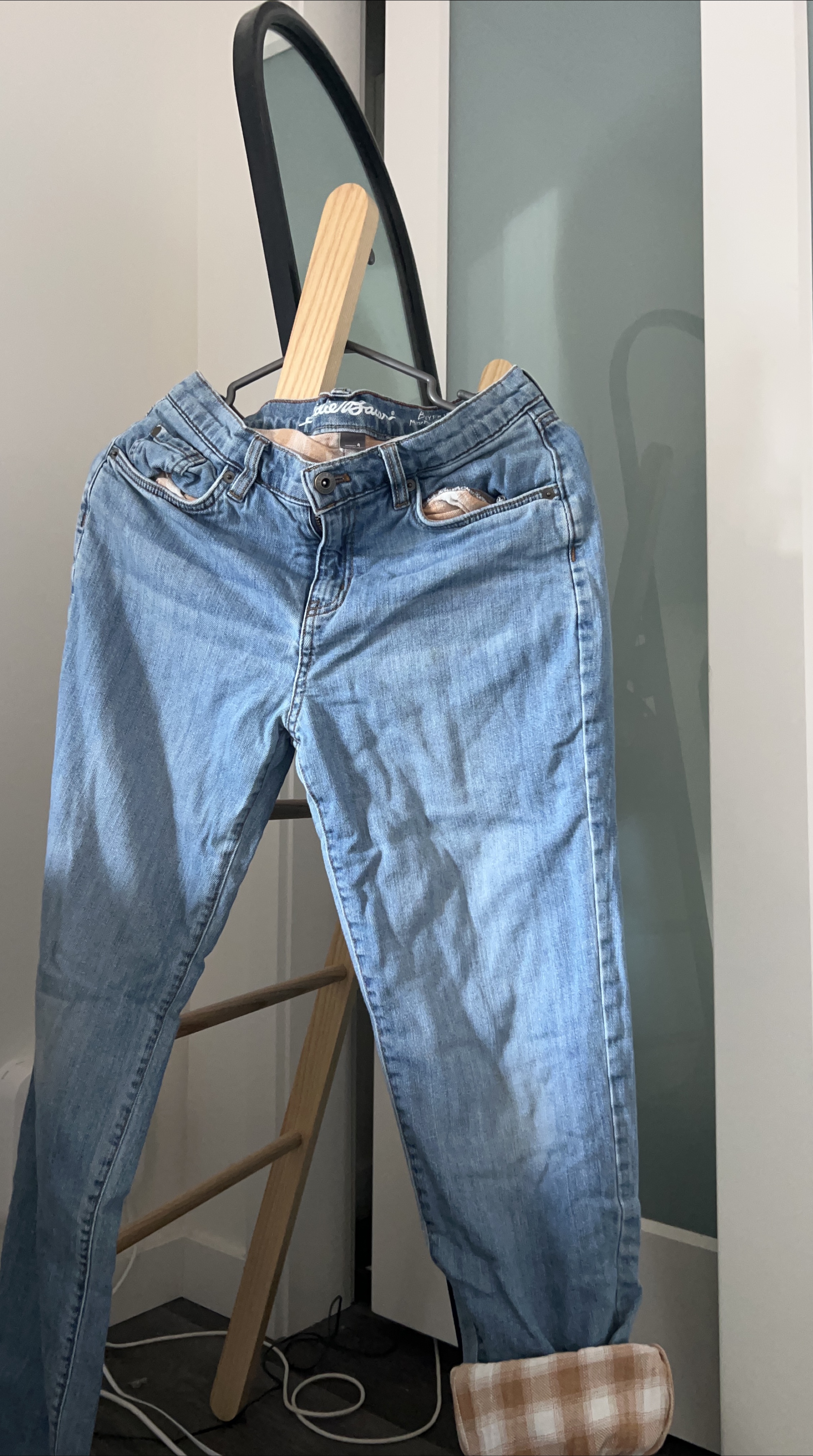 Eddie Bauer Boyfriend Jeans - Size 4 thumbnail