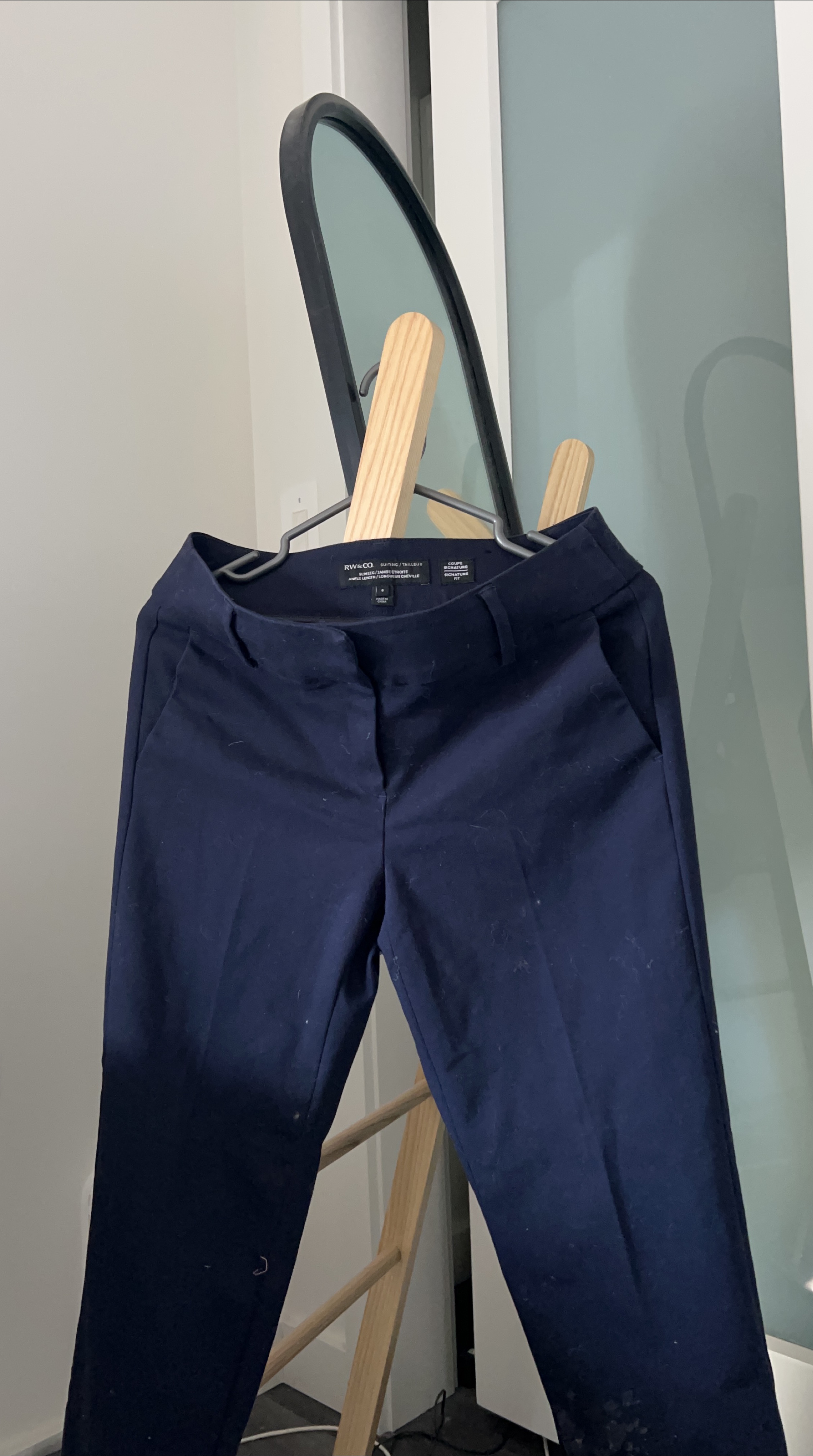 RW&CO. Navy Blue Dress Pants - Size 6 thumbnail