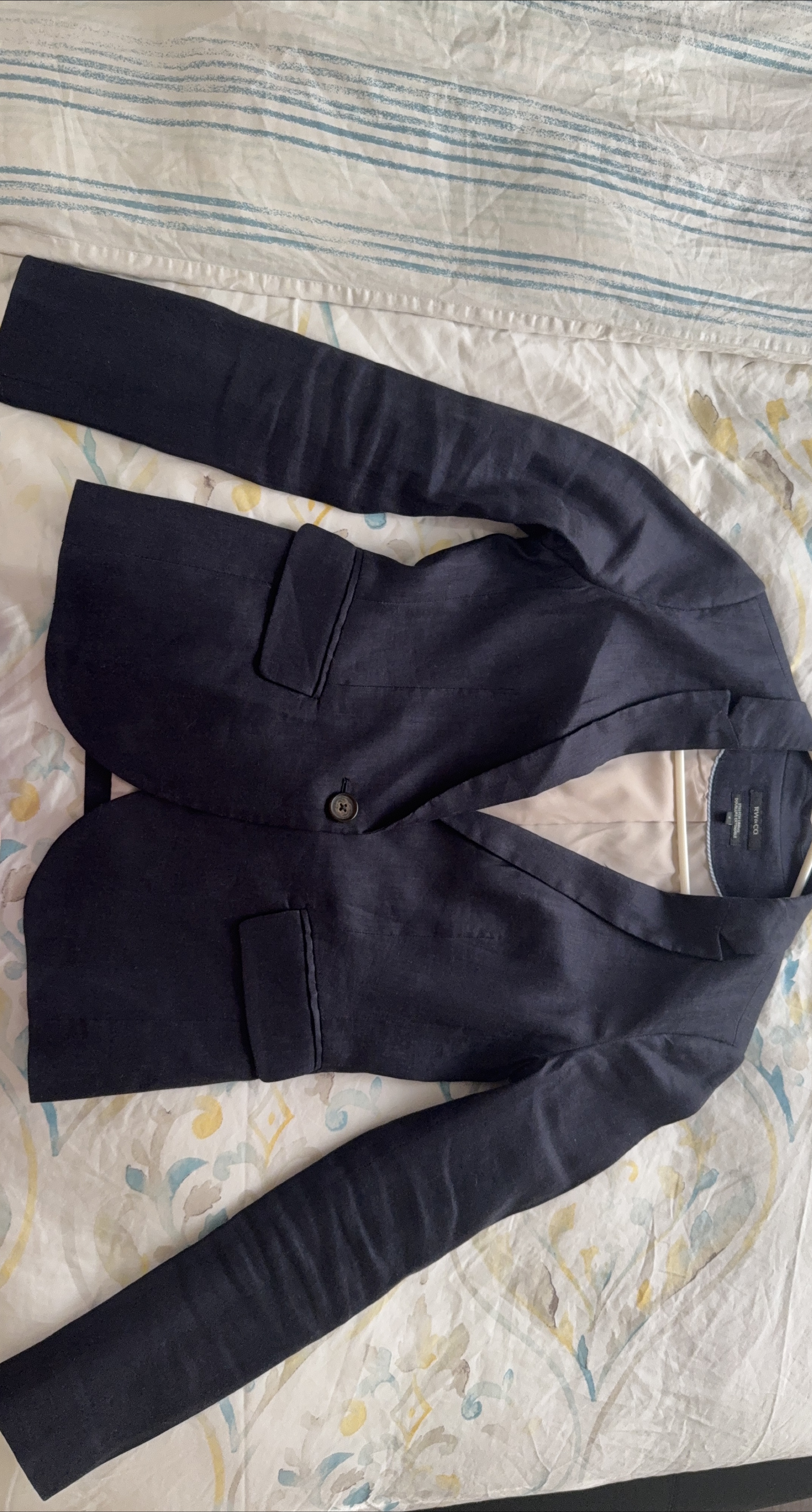 RW&CO Navy Blue pure linen Blazer - Size 4